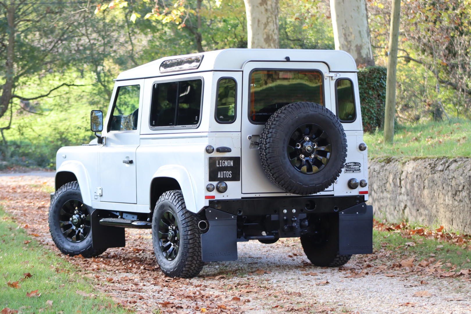 Photo Land Rover Defender 90 td4 sw 4 places "Indus Silver"