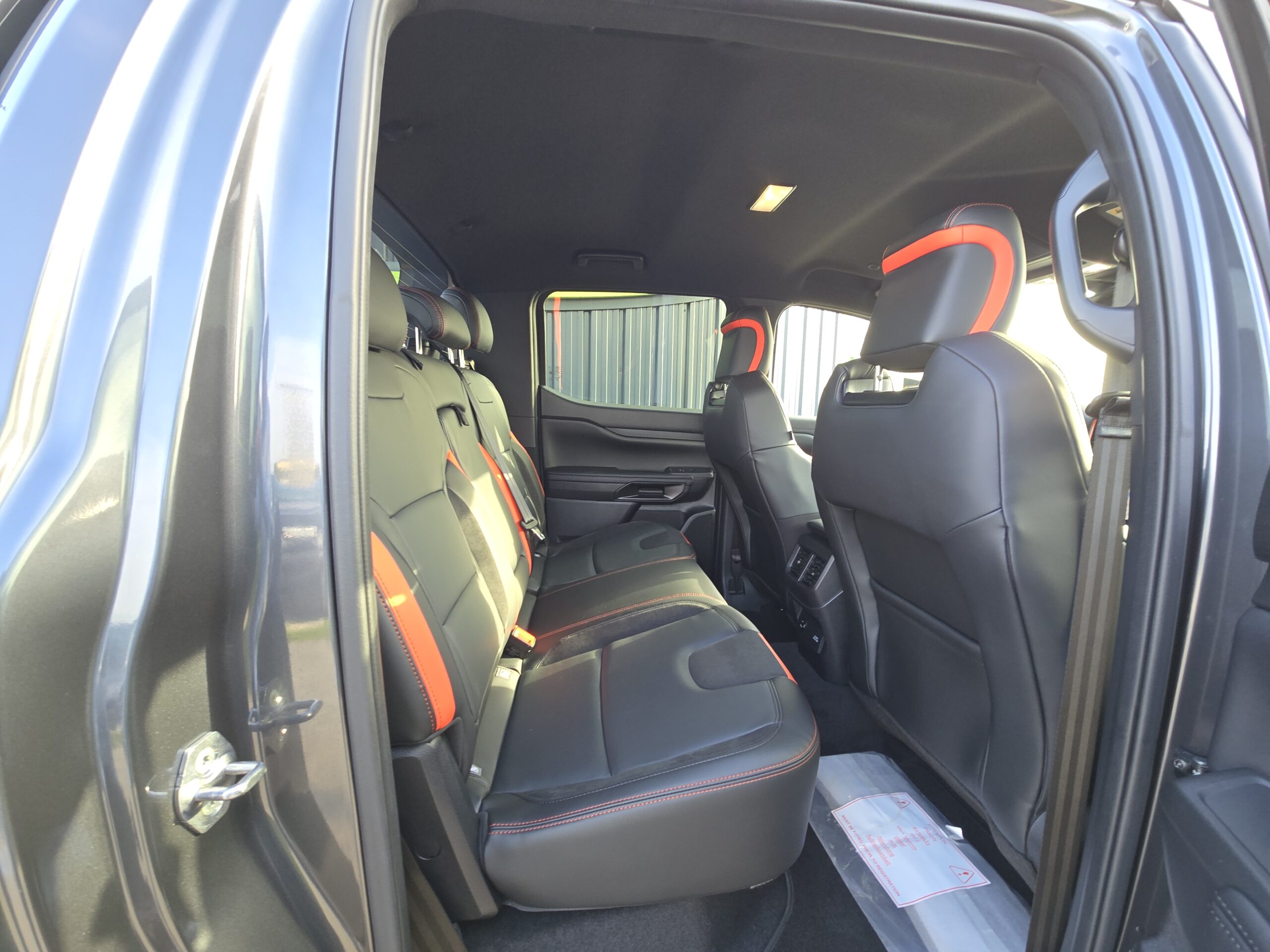 Photo NOUVEAU FORD RANGER RAPTOR 2024 2.0 DIESEL 210 CV BVA10 Garantie 5 ans TVA RECUPERABLE
