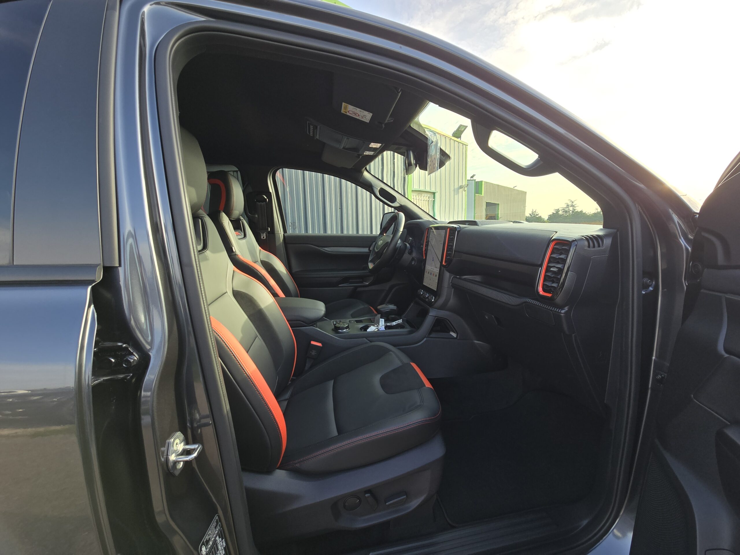 Photo NOUVEAU FORD RANGER RAPTOR 2024 2.0 DIESEL 210 CV BVA10 Garantie 5 ans TVA RECUPERABLE
