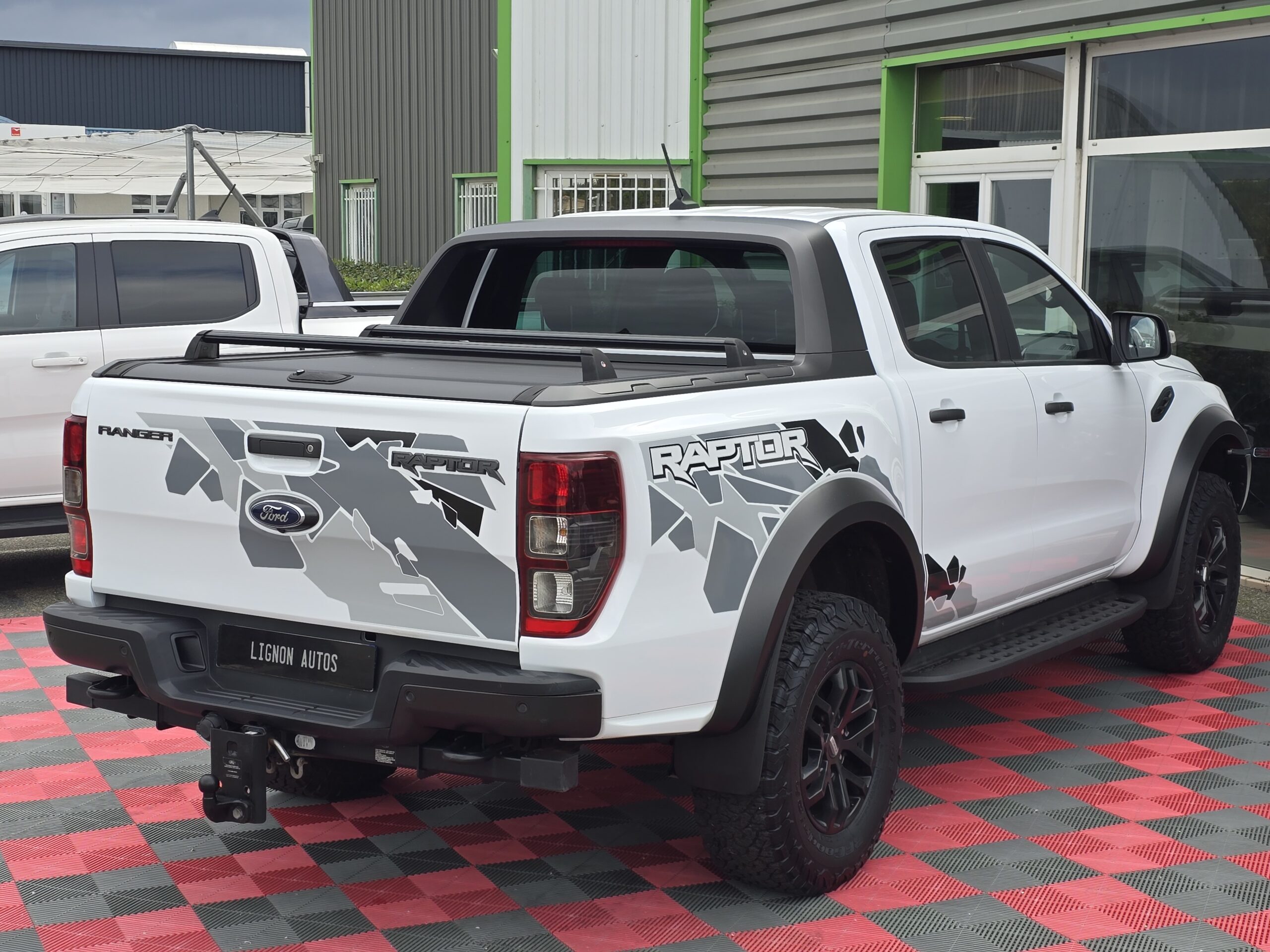 Photo Ford Ranger Raptor Double Cabine 2.0 TDCi 213 EcoBlue BVA10 + Webastoo 1er main - 26 200km