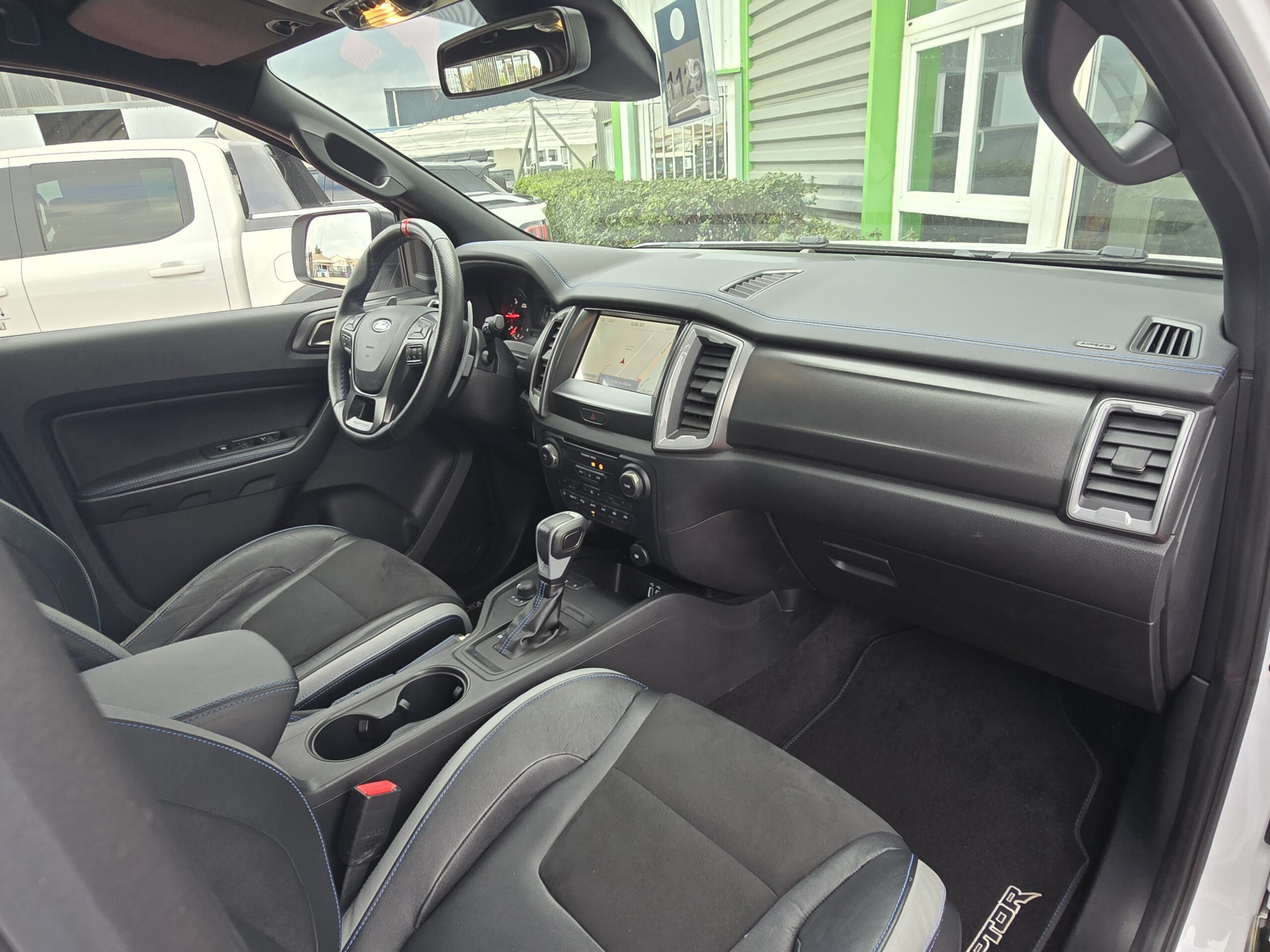 Photo Ford Ranger Raptor Double Cabine 2.0 TDCi 213 EcoBlue BVA10 + Webastoo 1er main - 26 200km