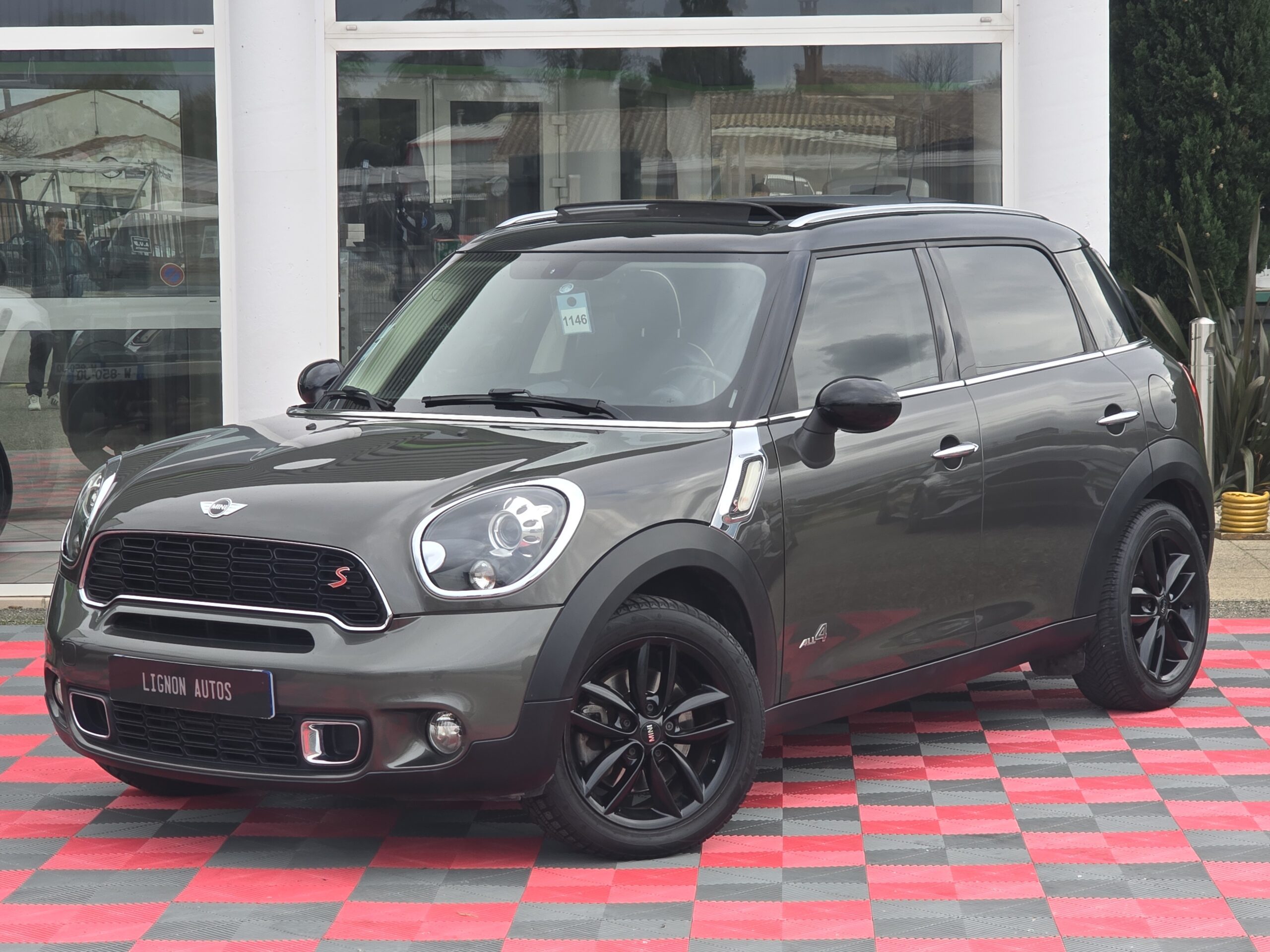Photo Mini Countryman Cooper S 1.6 184 ch All4  BVA - Toit Panoramique - Pack Red Hot Chili - GPS