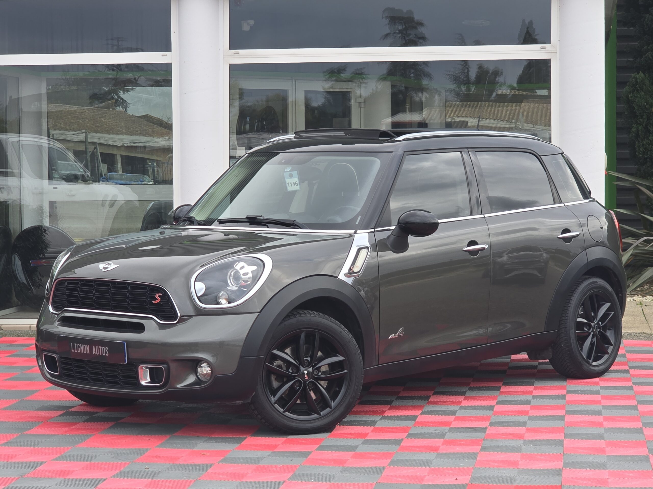 Photo Mini Countryman Cooper S 1.6 184 ch All4  BVA - Toit Panoramique - Pack Red Hot Chili - GPS