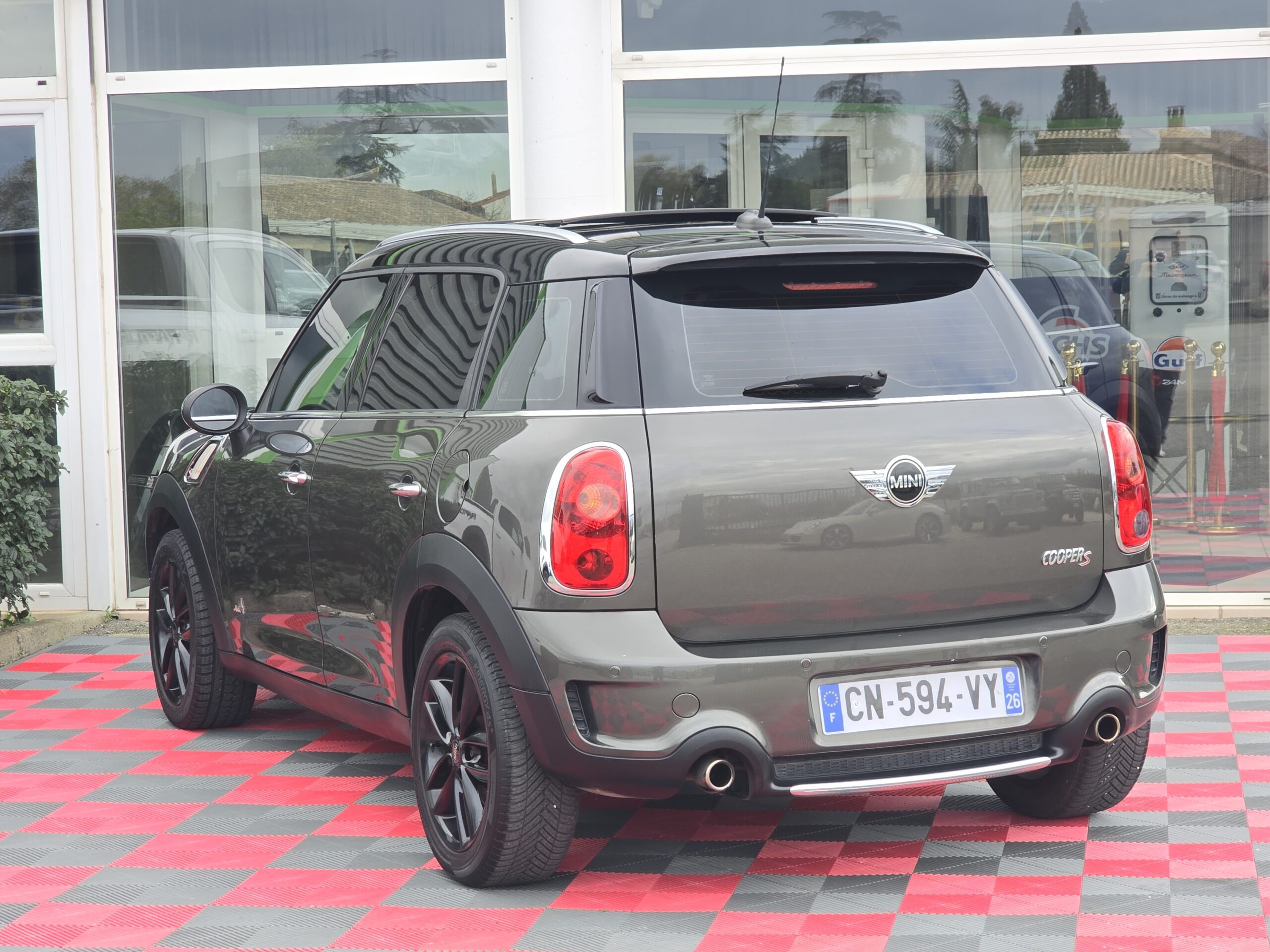 Photo Mini Countryman Cooper S 1.6 184 ch All4  BVA - Toit Panoramique - Pack Red Hot Chili - GPS