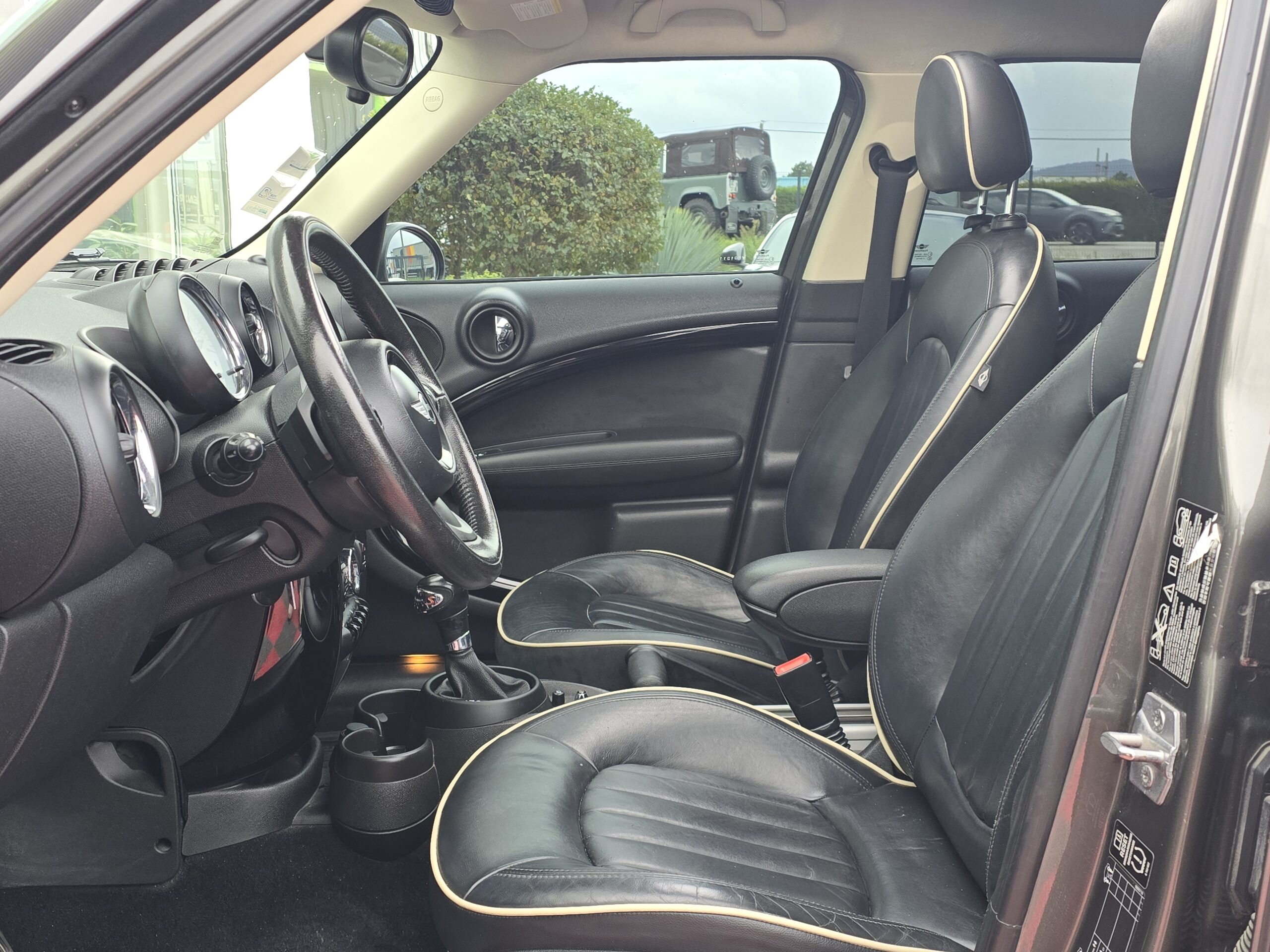Photo Mini Countryman Cooper S 1.6 184 ch All4  BVA - Toit Panoramique - Pack Red Hot Chili - GPS