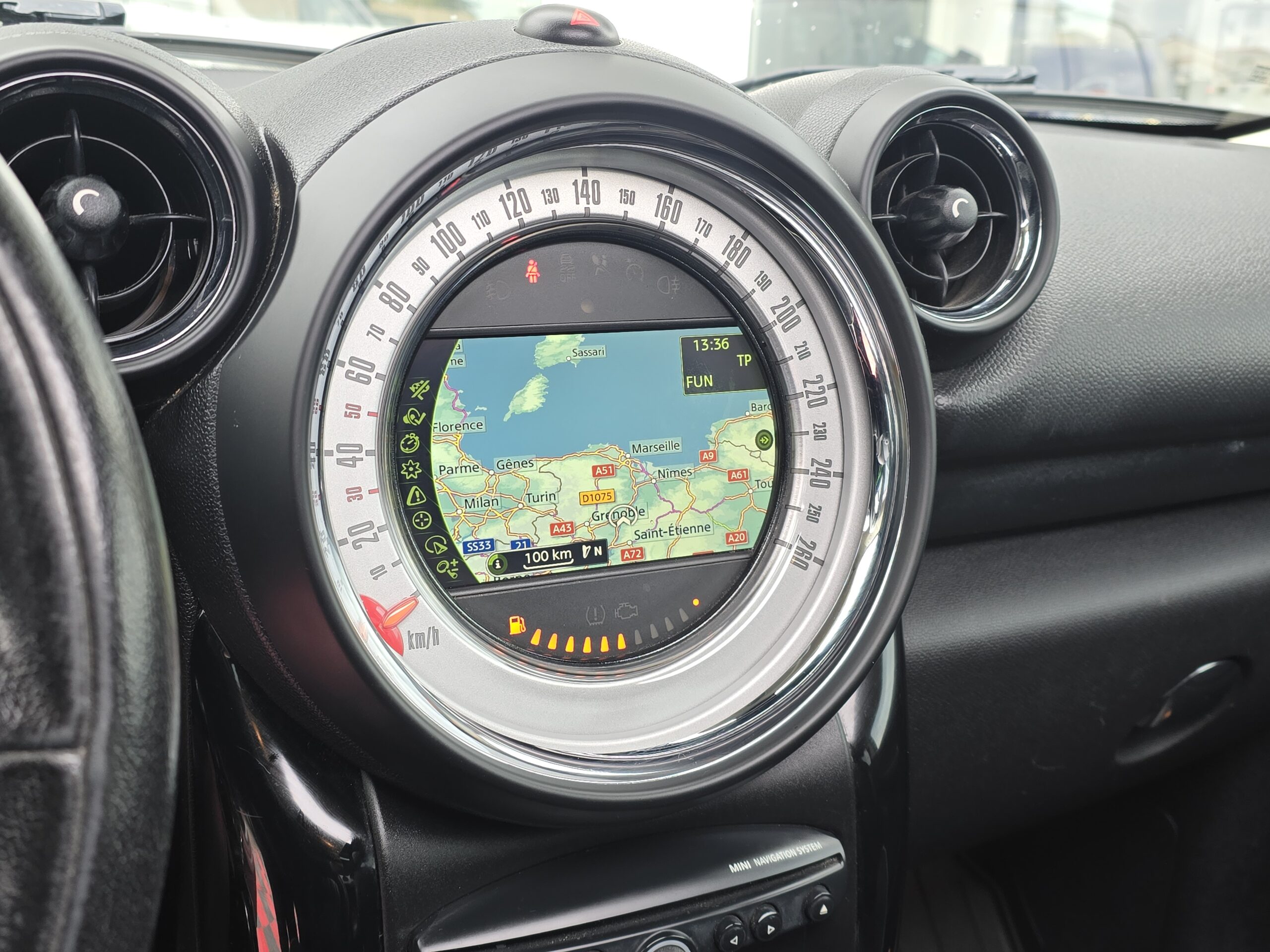 Photo Mini Countryman Cooper S 1.6 184 ch All4  BVA - Toit Panoramique - Pack Red Hot Chili - GPS