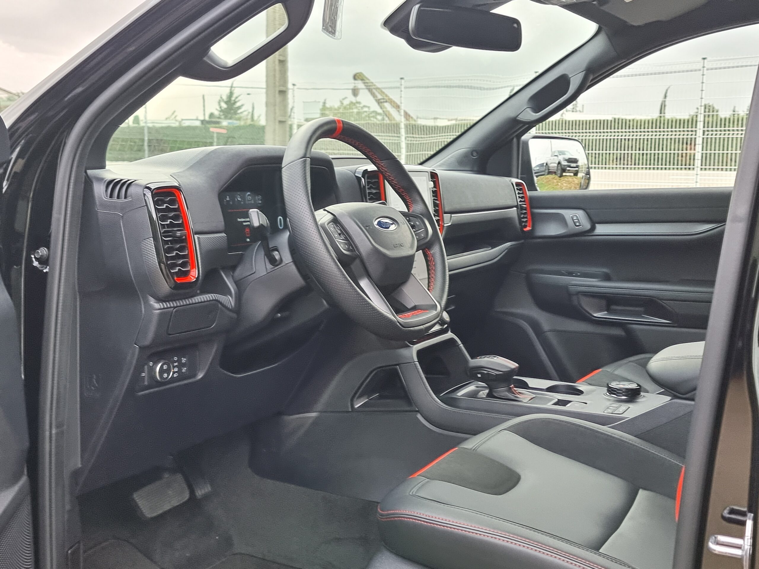 Photo NOUVEAU FORD RANGER RAPTOR 2024 2.0 DIESEL 210 CV BVA10 Garantie 5 ans TVA RECUPERABLE