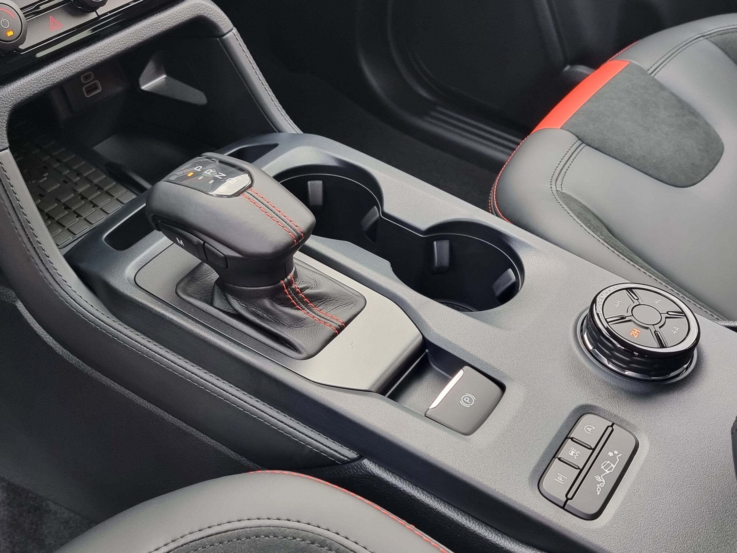 Photo NOUVEAU FORD RANGER RAPTOR 2024 2.0 DIESEL 210 CV BVA10 Garantie 5 ans TVA RECUPERABLE