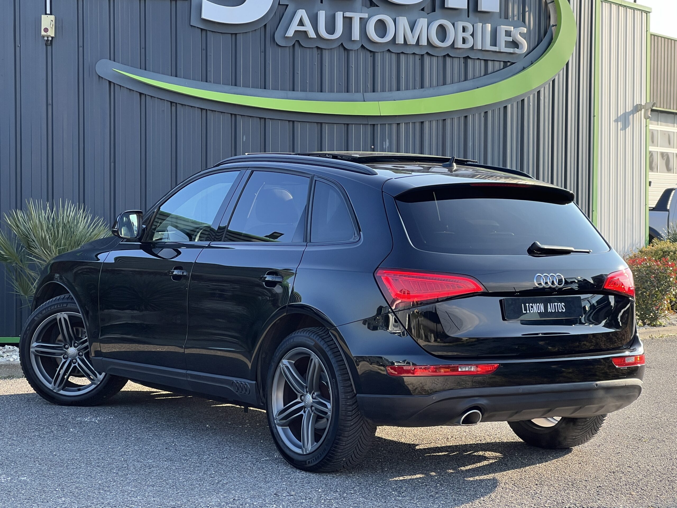 Photo Audi Q5 S-line 2.0 190 ch S-tronic - 1er main - Origine France - toit panoramique