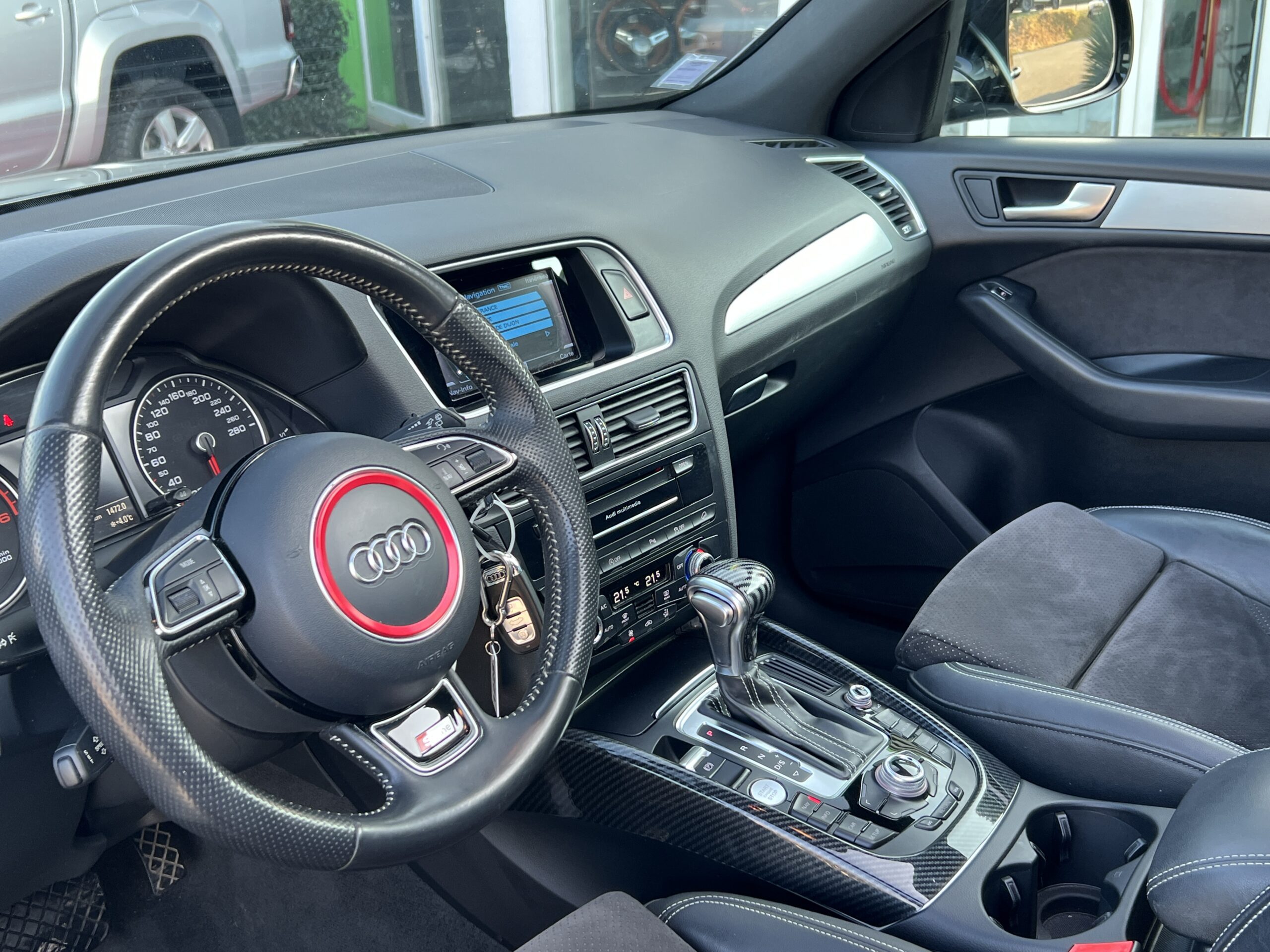 Photo Audi Q5 S-line 2.0 190 ch S-tronic - 1er main - Origine France - toit panoramique