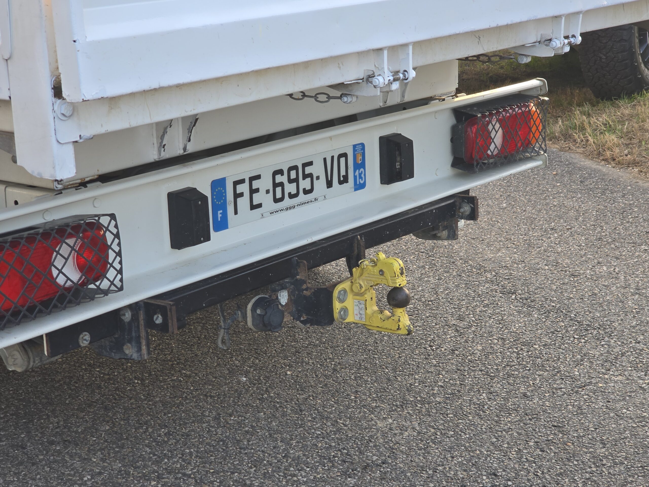 Photo Peugeot Boxer 2.0 HDI 130 Double Cabine 7 places Benne Hydraulique - TVA RECUPERABLE