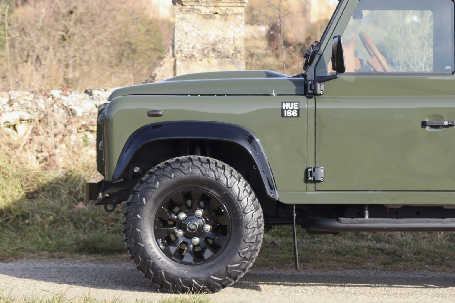 Photo Land Rover Defender 110 td4 sw 5 places "Hunter Green"