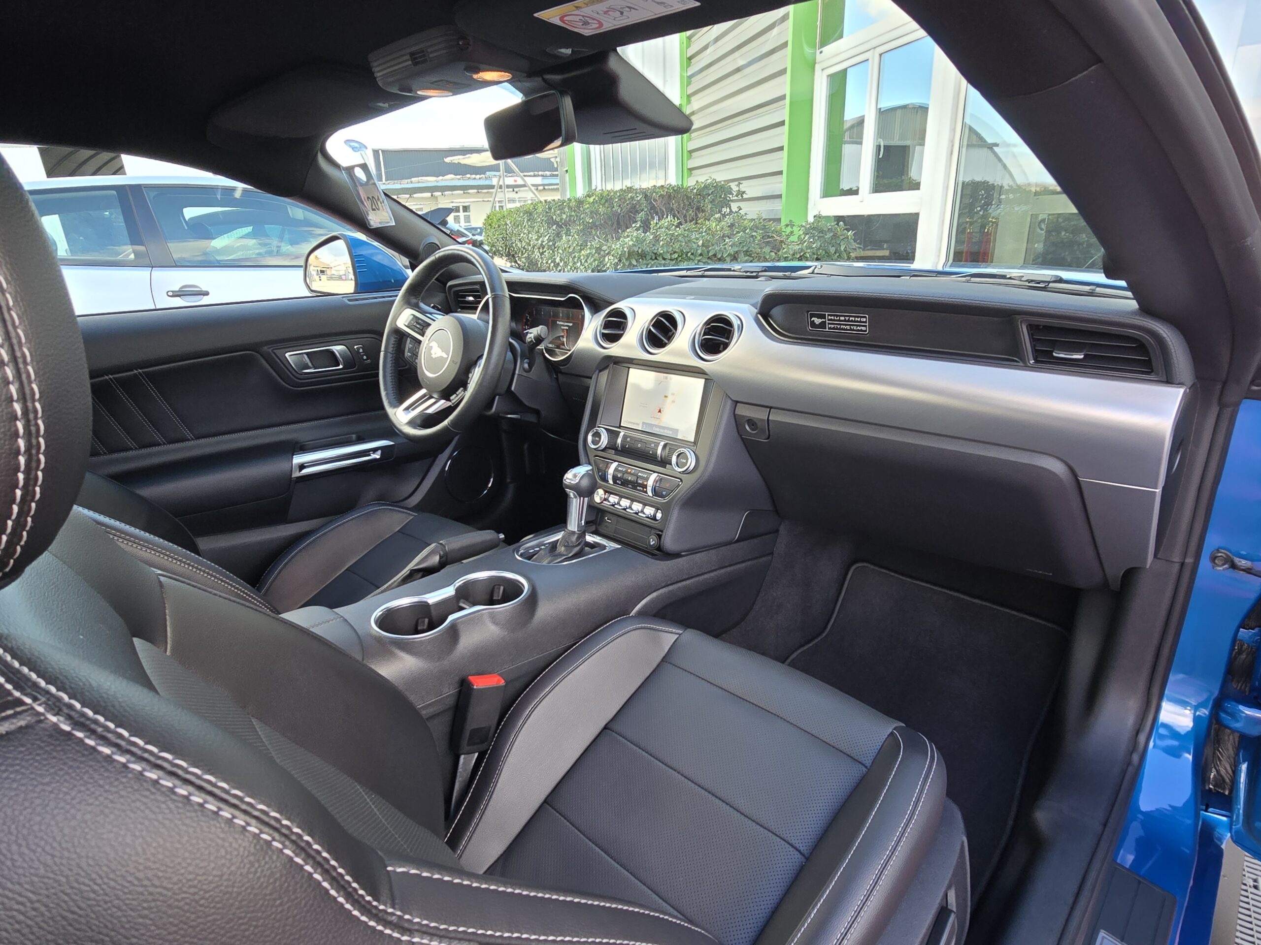 Photo Ford Mustang GT 5.0 v8 Fastback 450 ch BVA10 - 2020 - 13 200KM