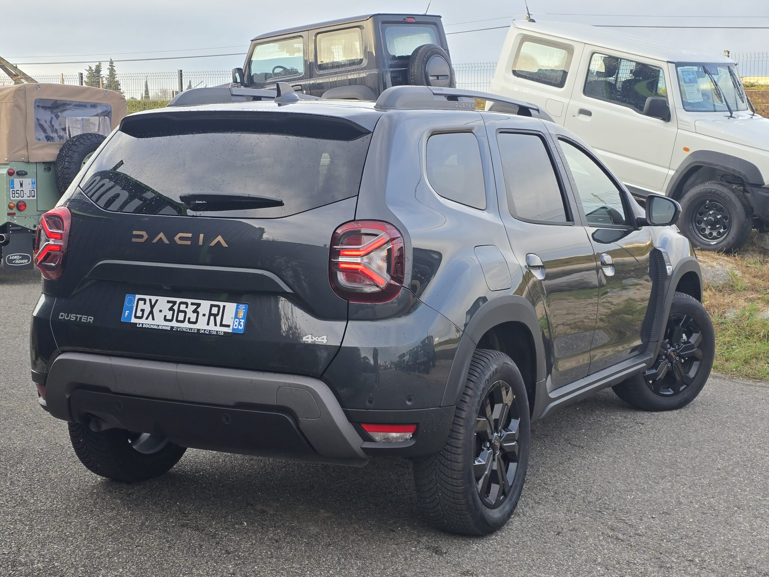 Photo Dacia Duster Extreme Blue DCI 115 4X4 Sièges chauffants + RS
