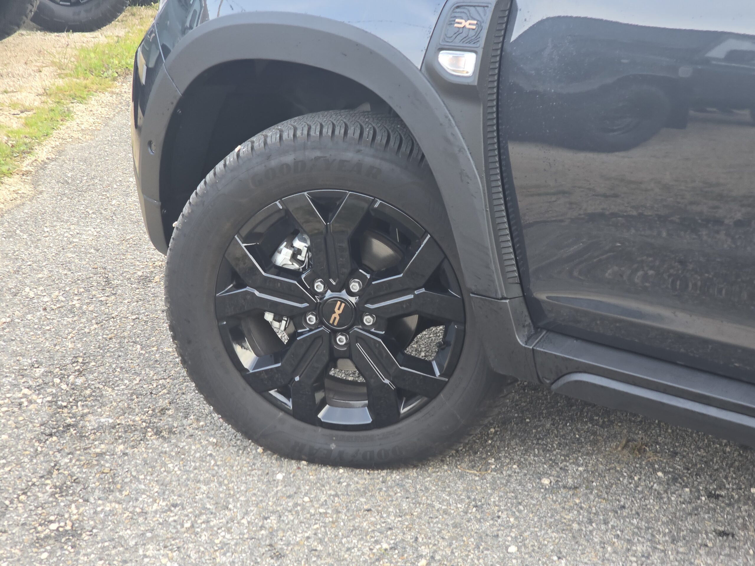 Photo Dacia Duster Extreme Blue DCI 115 4X4 Sièges chauffants + RS