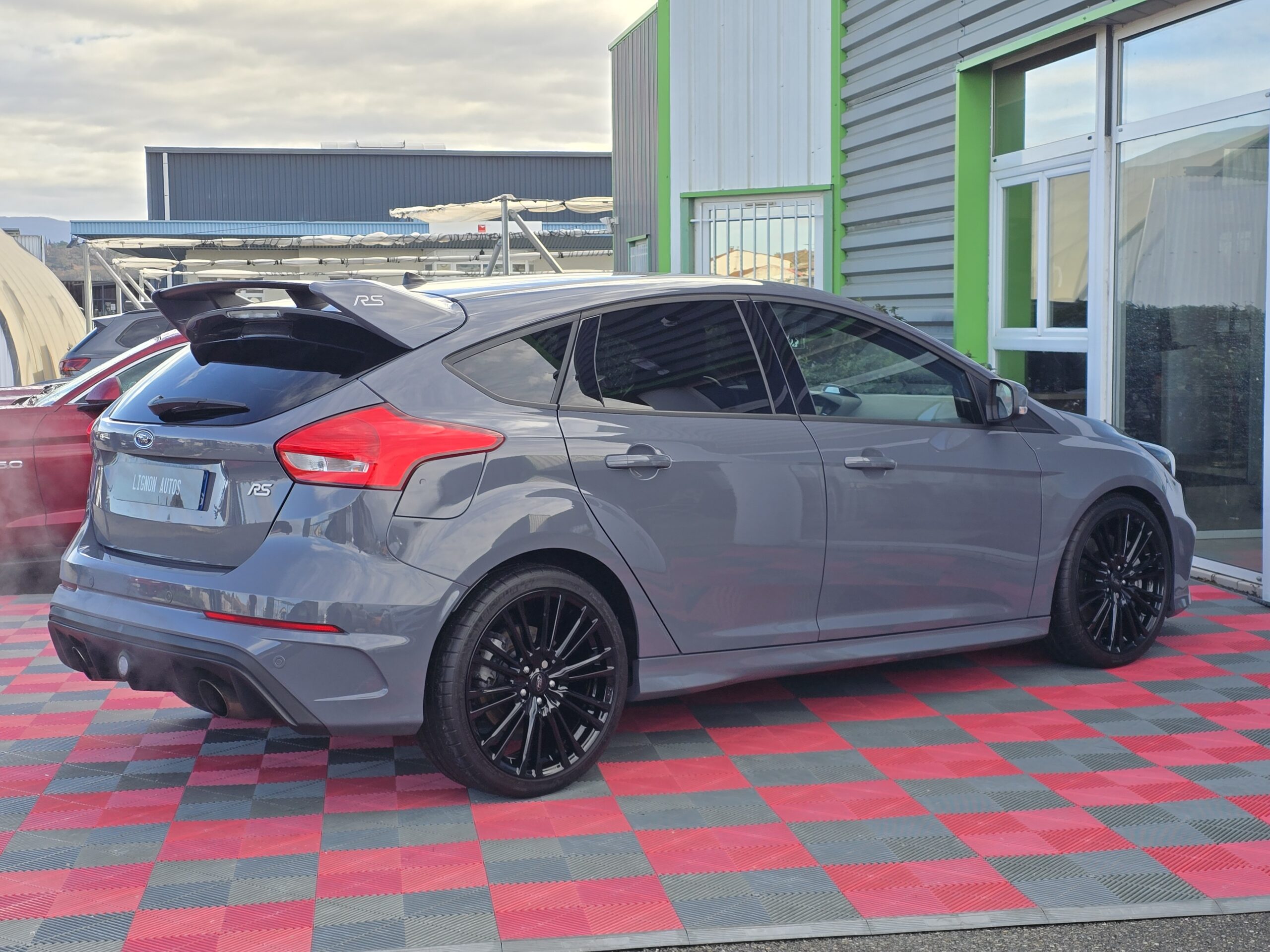 Photo Ford Focus RS 2.3 350 CH Recaro - Hifi Sony - GPS - CARPLAY - PAS DE MALUS