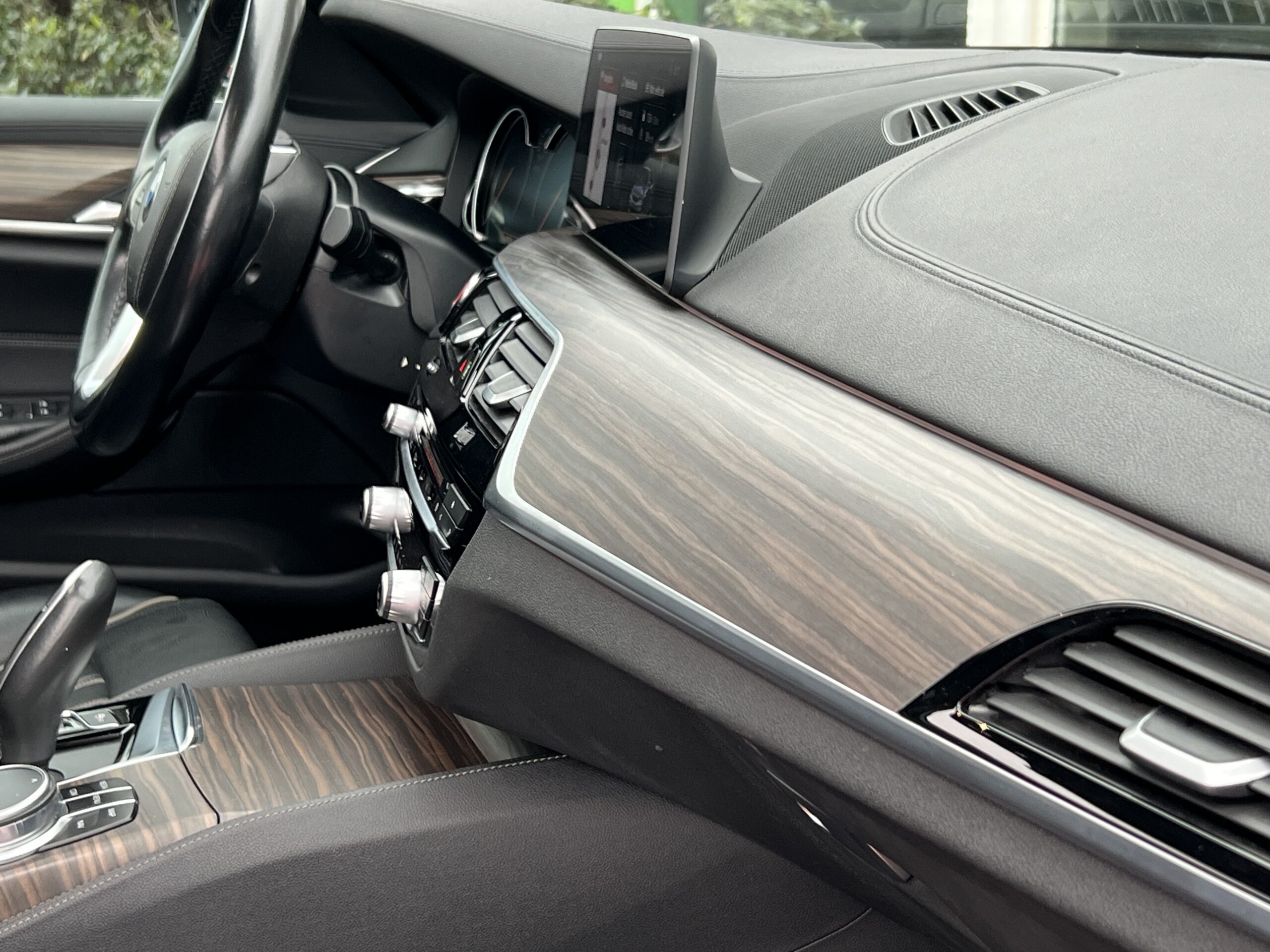Photo BMW Serie 540i XDrive 340 ch LUXURY LINE BVA8 Touring