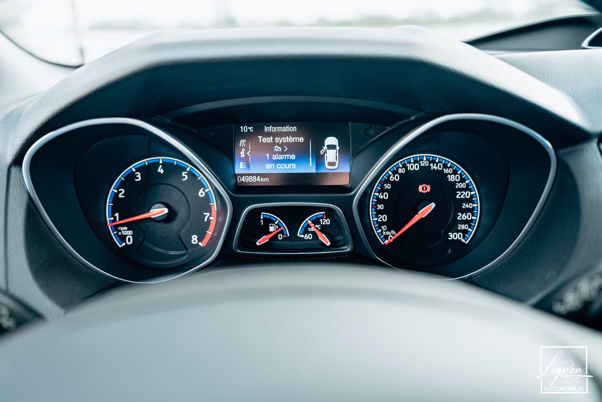 Photo Ford Focus RS 2.3 350 CH Ecoboost bleu - Recaro - Hifi Sony - GPS - CARPLAY - Caméra