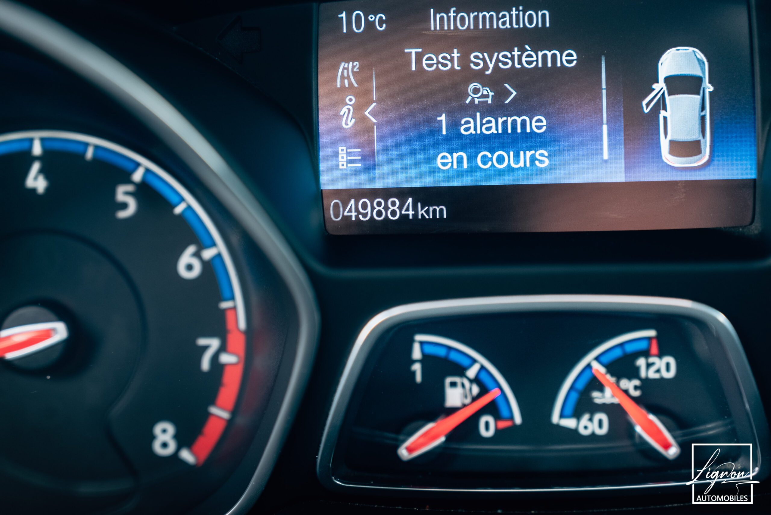 Photo Ford Focus RS 2.3 350 CH Ecoboost bleu - Recaro - Hifi Sony - GPS - CARPLAY - Caméra