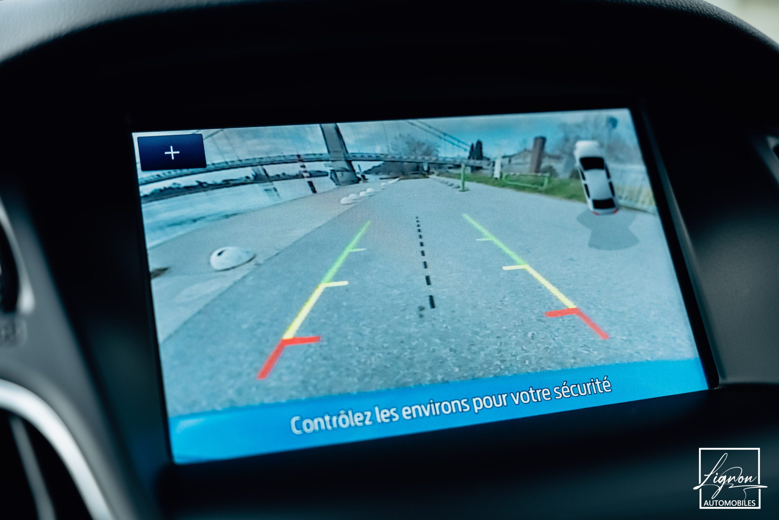 Photo Ford Focus RS 2.3 350 CH Ecoboost bleu - Recaro - Hifi Sony - GPS - CARPLAY - Caméra