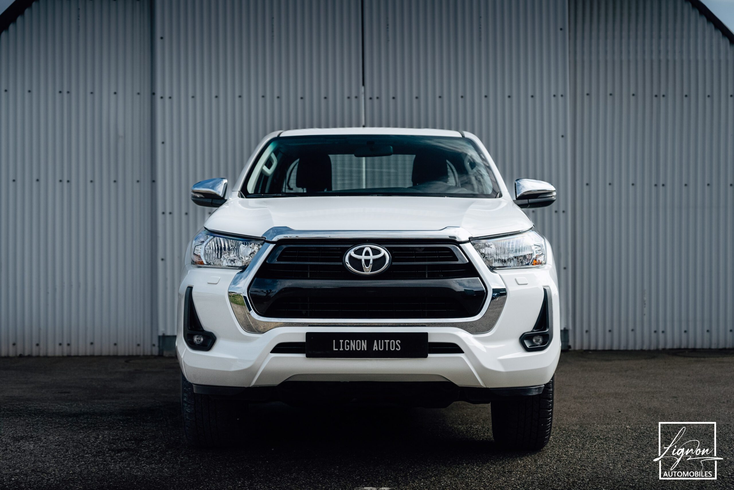 Photo Toyota Hilux 2.4 D-4D 150 ch X-Tra Cabine Légende BVA Tva Récupérable