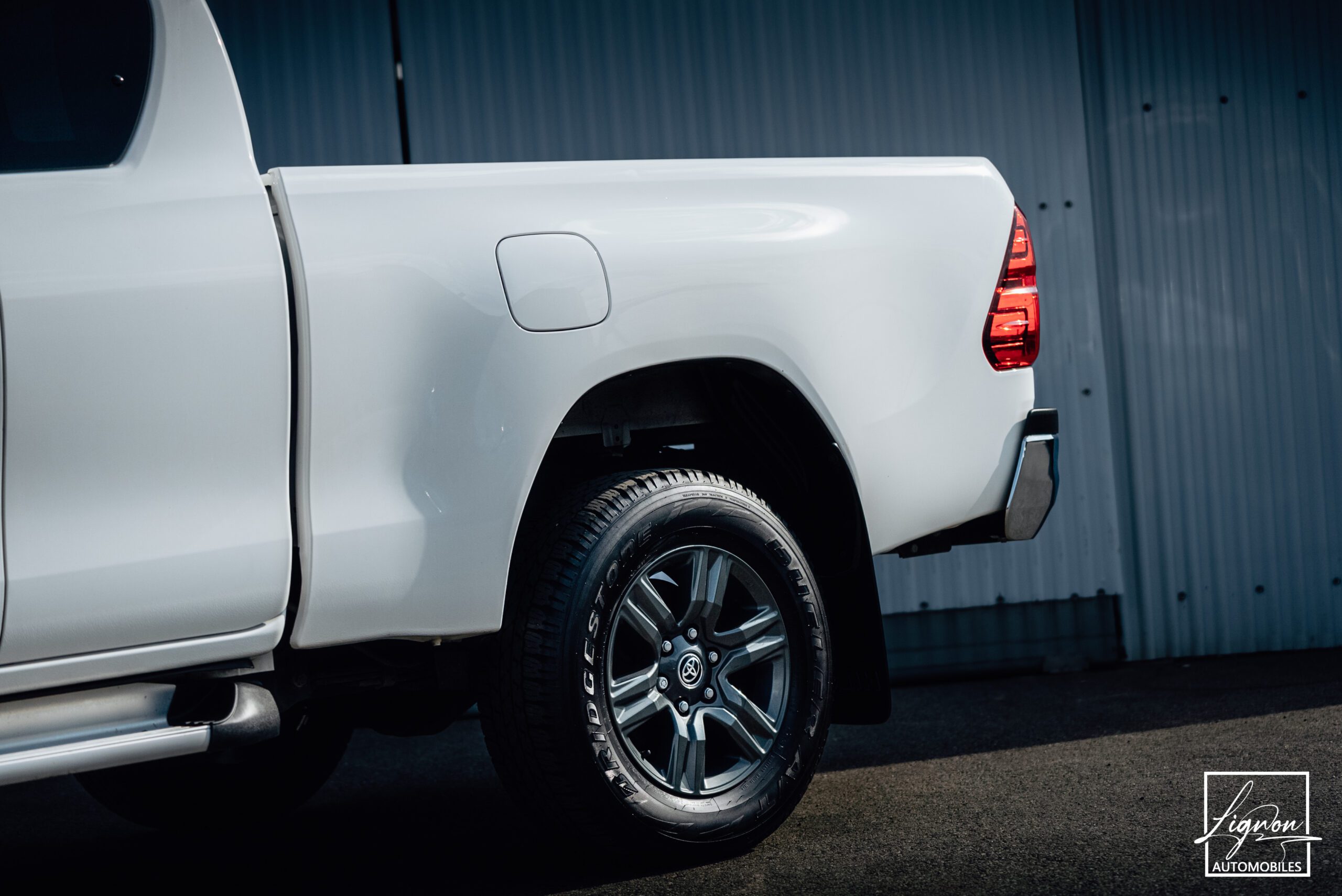 Photo Toyota Hilux 2.4 D-4D 150 ch X-Tra Cabine Légende BVA Tva Récupérable