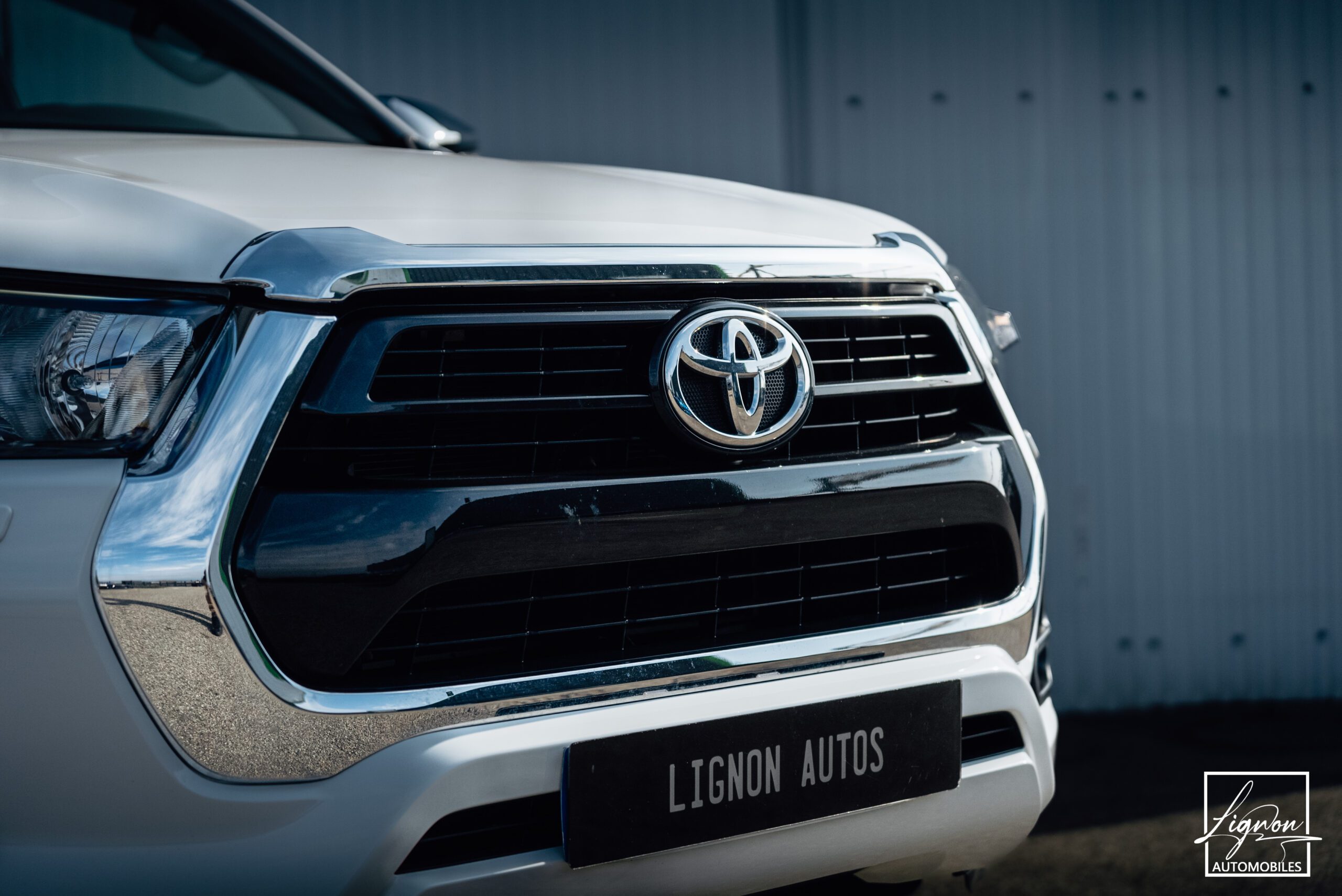 Photo Toyota Hilux 2.4 D-4D 150 ch X-Tra Cabine Légende BVA Tva Récupérable