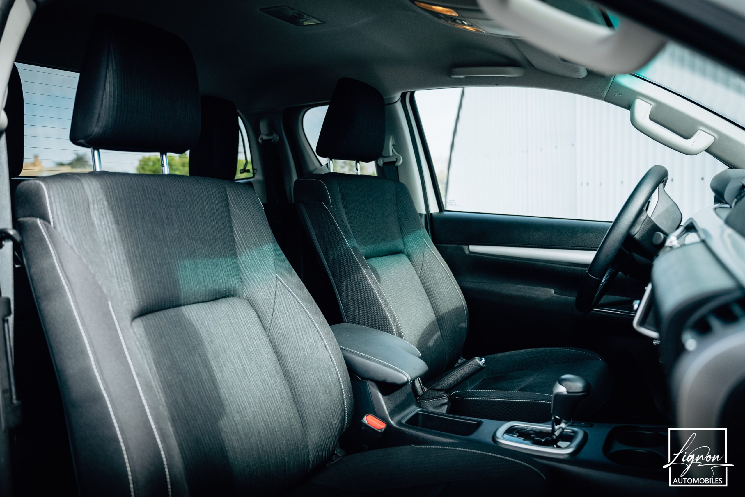 Photo Toyota Hilux 2.4 D-4D 150 ch X-Tra Cabine Légende BVA Tva Récupérable