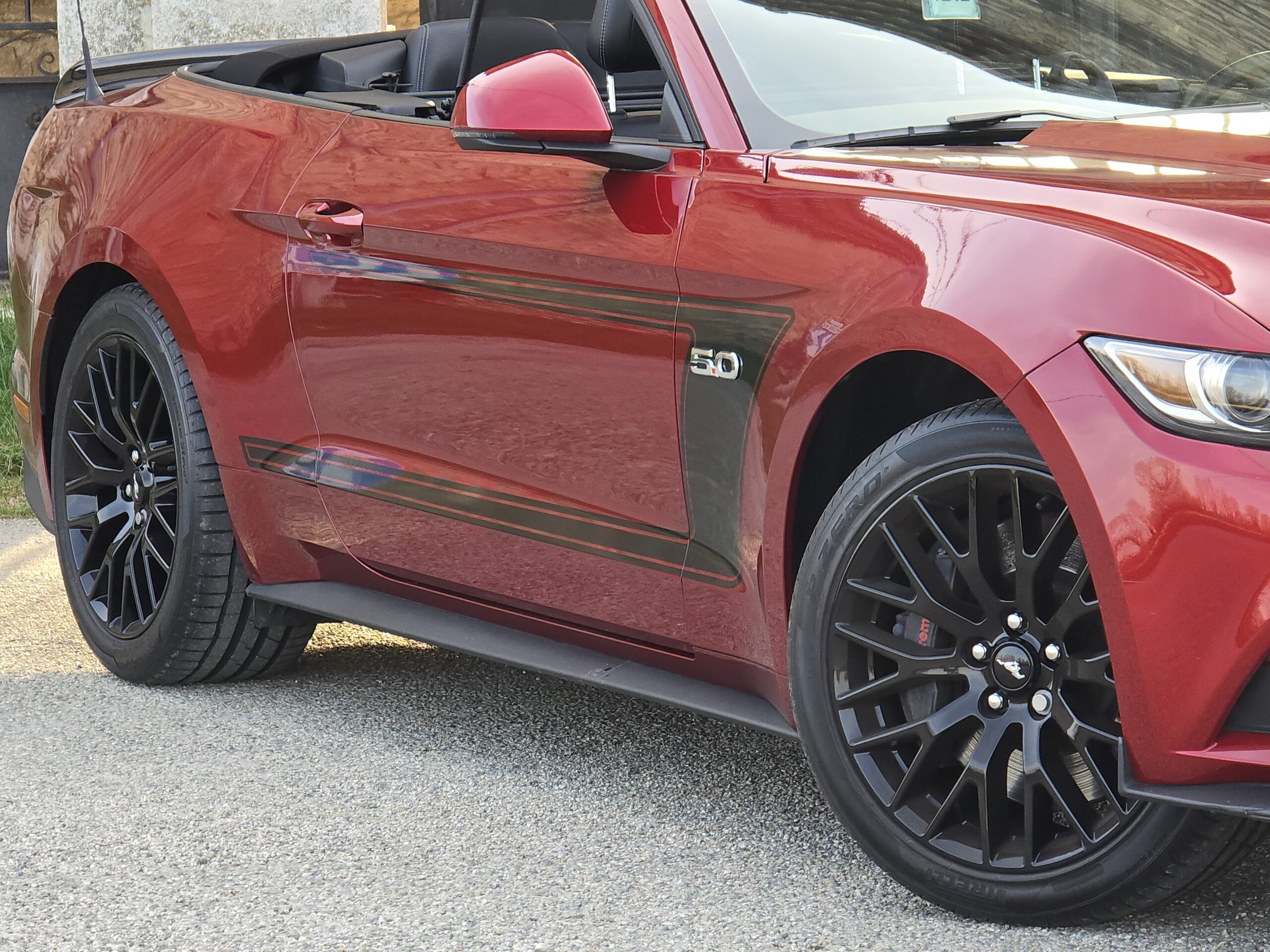 Ford Mustang 5.0 v8 GT Cabriolet 421 ch Boite Automatique - 1er main - 9 800km !