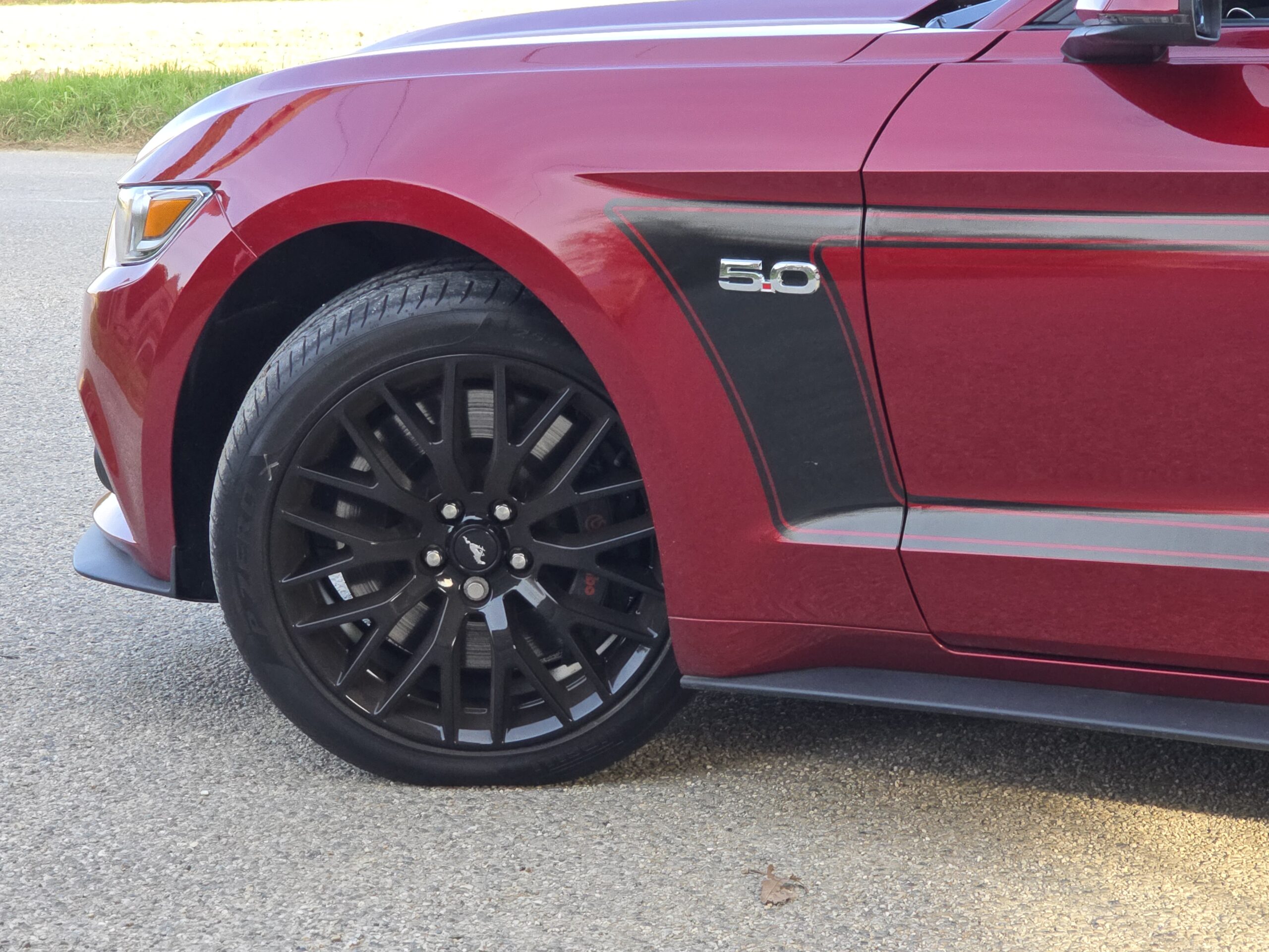 Photo Ford Mustang 5.0 v8 GT Cabriolet 421 ch Boite Automatique - 1er main - 9 800km !