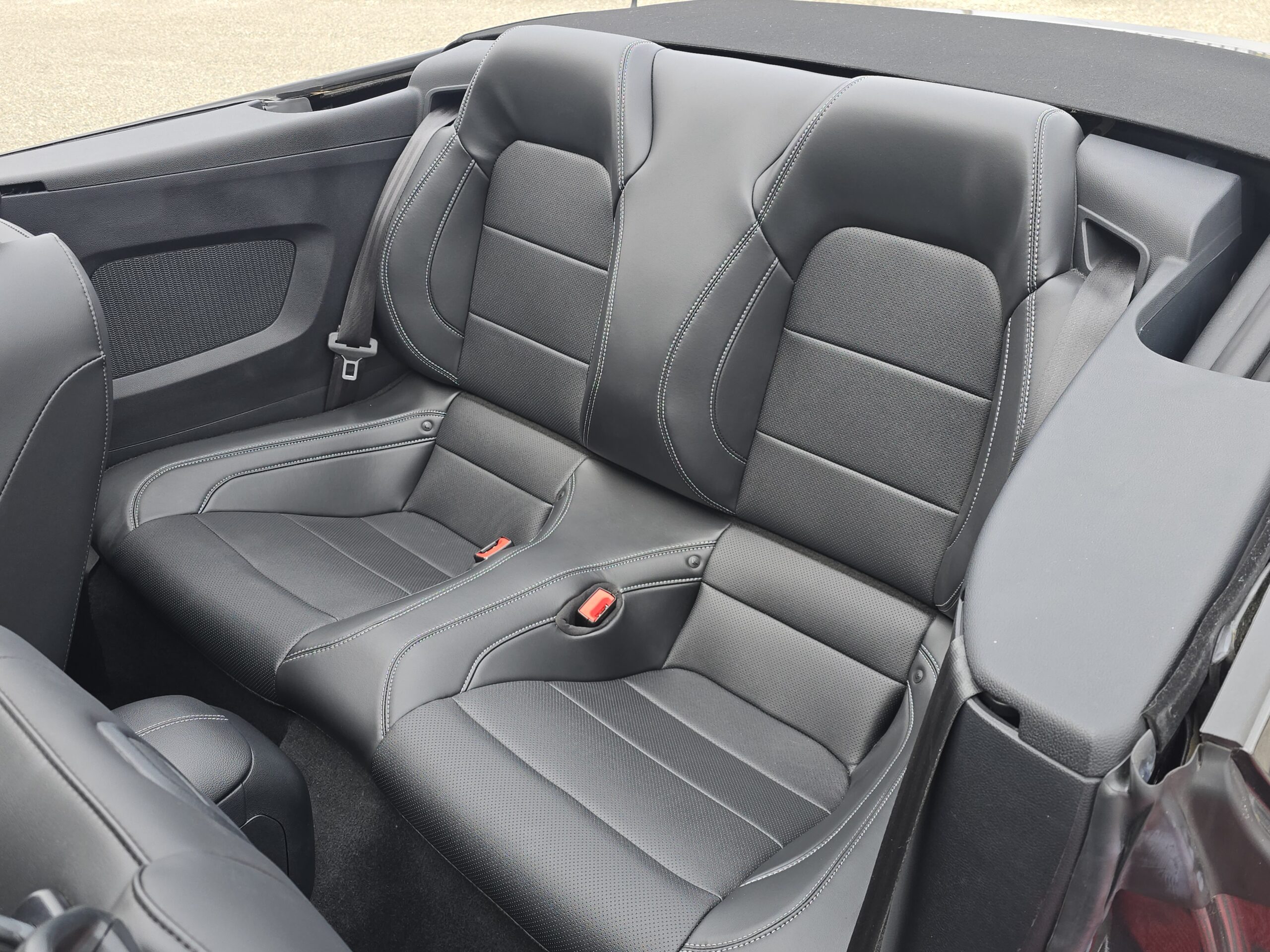 Photo Ford Mustang GT 5.0 v8 Cabriolet 450 ch BVA10