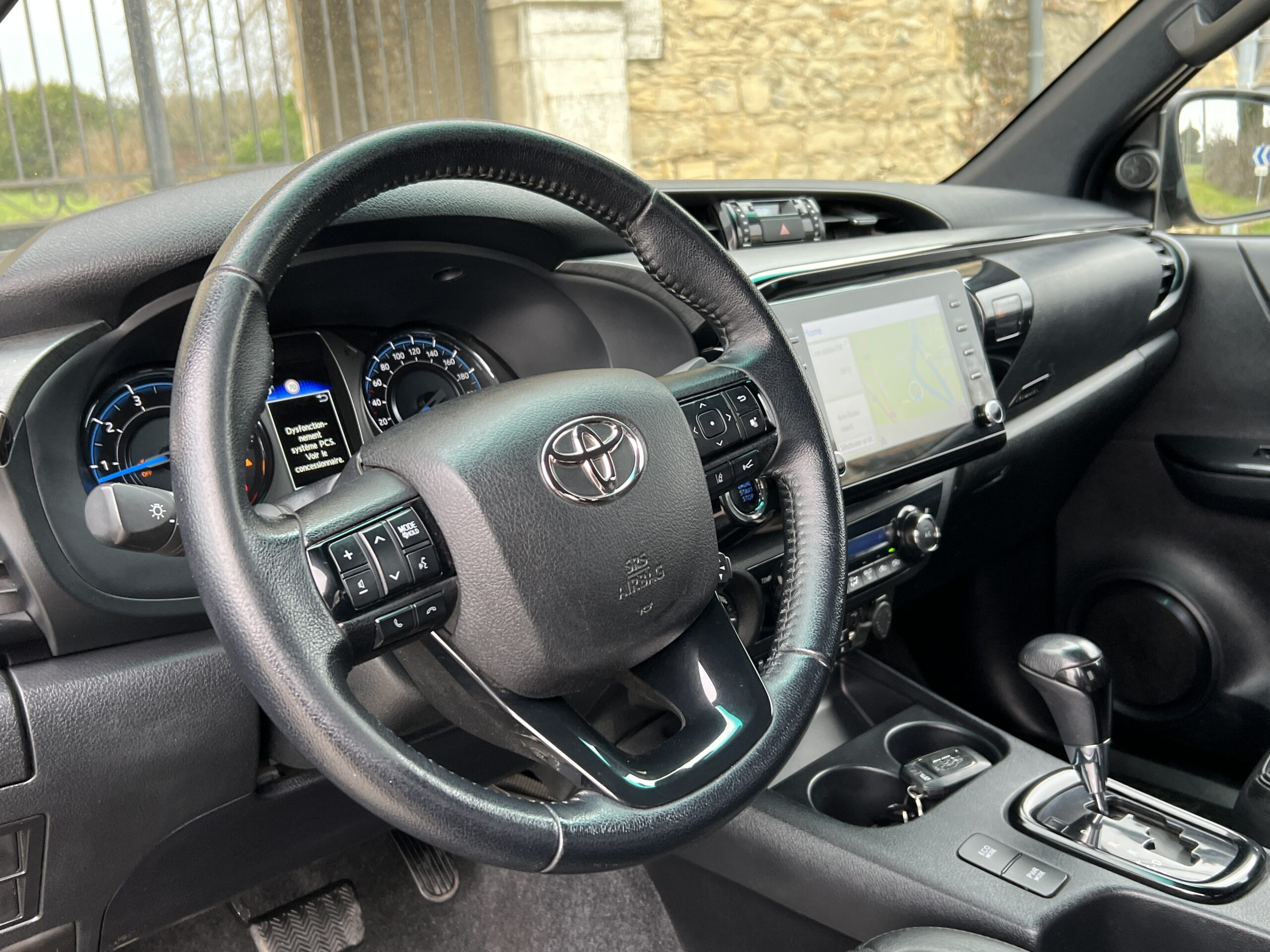 Photo Toyota Hilux 2.8 D-4D 204 ch X-Tra Cabine Invincible BVA Tva Récupérable