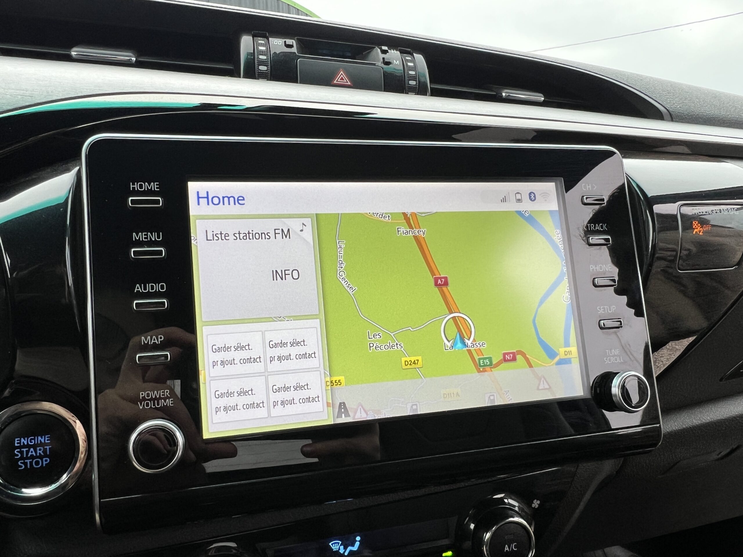 Photo Toyota Hilux 2.8 D-4D 204 ch X-Tra Cabine Invincible BVA Tva Récupérable