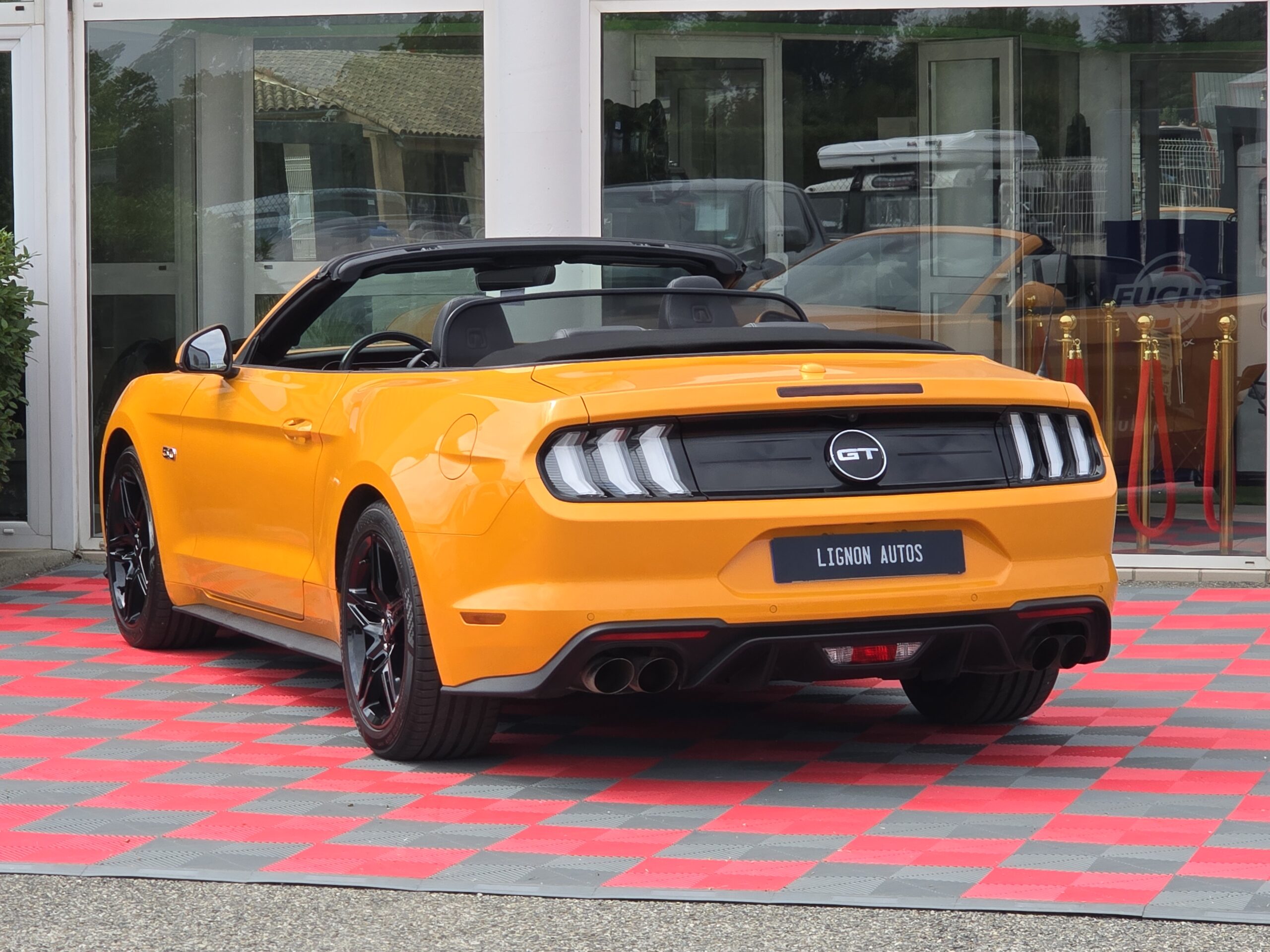 Photo Ford Mustang GT 5.0 v8 Cabriolet 450 ch BVA10 - Immat France - Pas de Malus