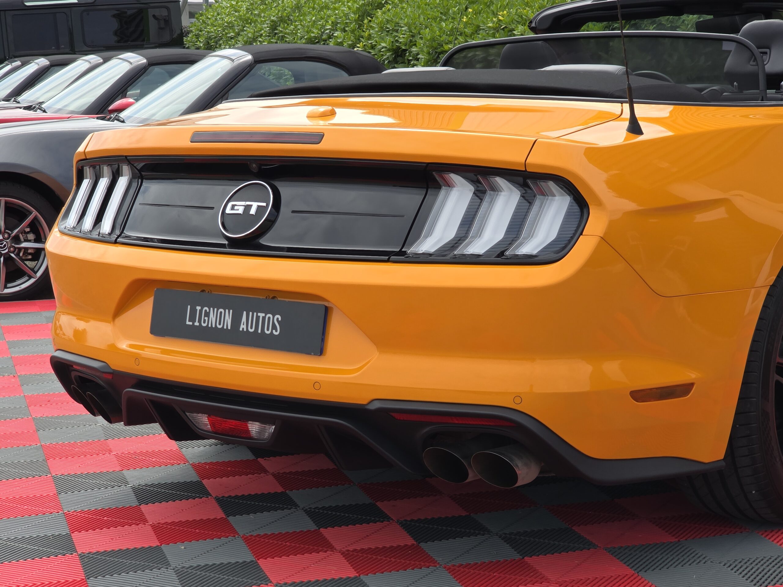 Photo Ford Mustang GT 5.0 v8 Cabriolet 450 ch BVA10 - Immat France - Pas de Malus