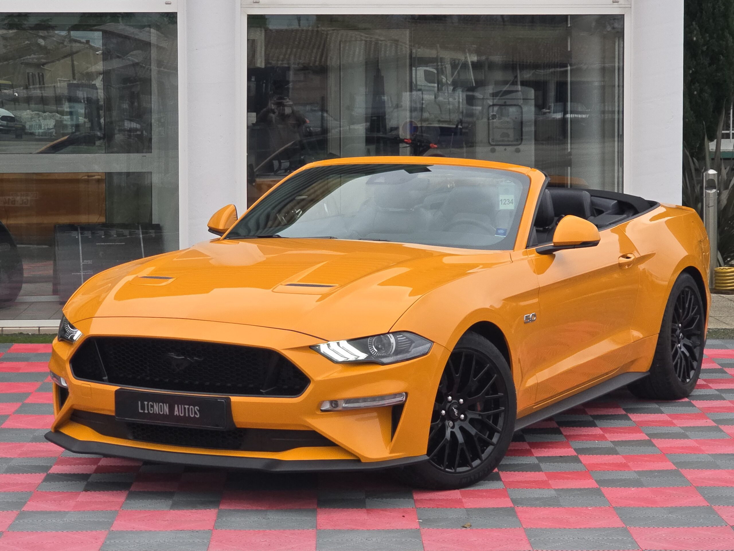 Photo Ford Mustang GT 5.0 v8 Cabriolet 450 ch BVA10 - Suspension Magneride - 1er main