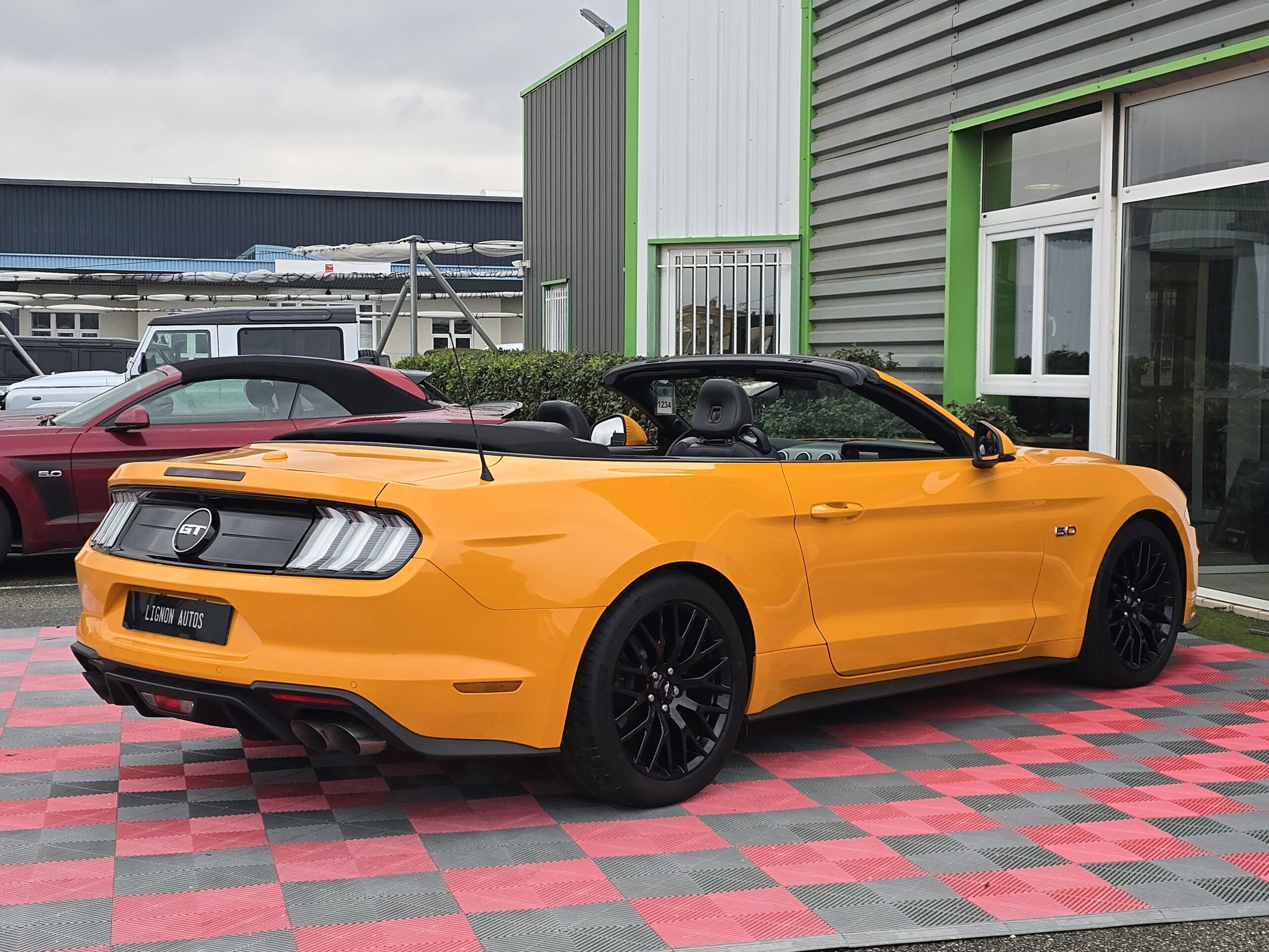 Photo Ford Mustang GT 5.0 v8 Cabriolet 450 ch BVA10 - Suspension Magneride - 1er main