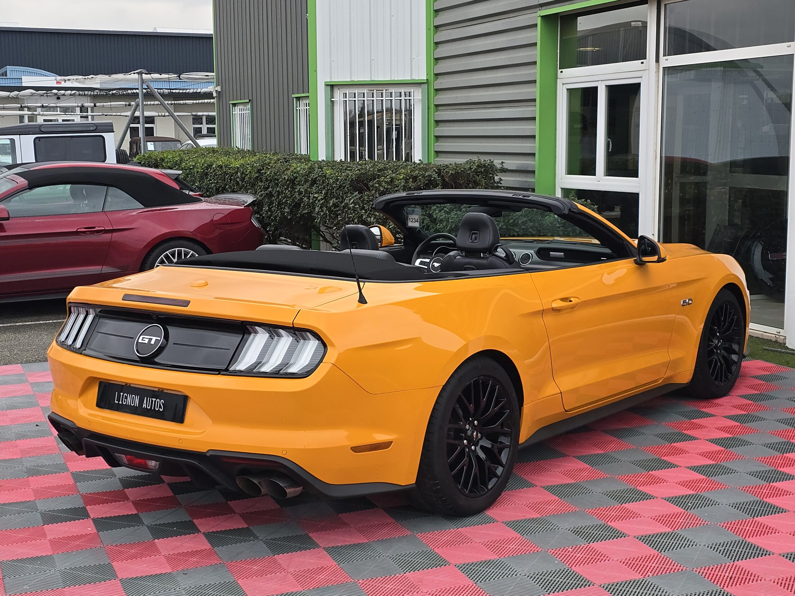 Photo Ford Mustang GT 5.0 v8 Cabriolet 450 ch BVA10 - Suspension Magneride - 1er main