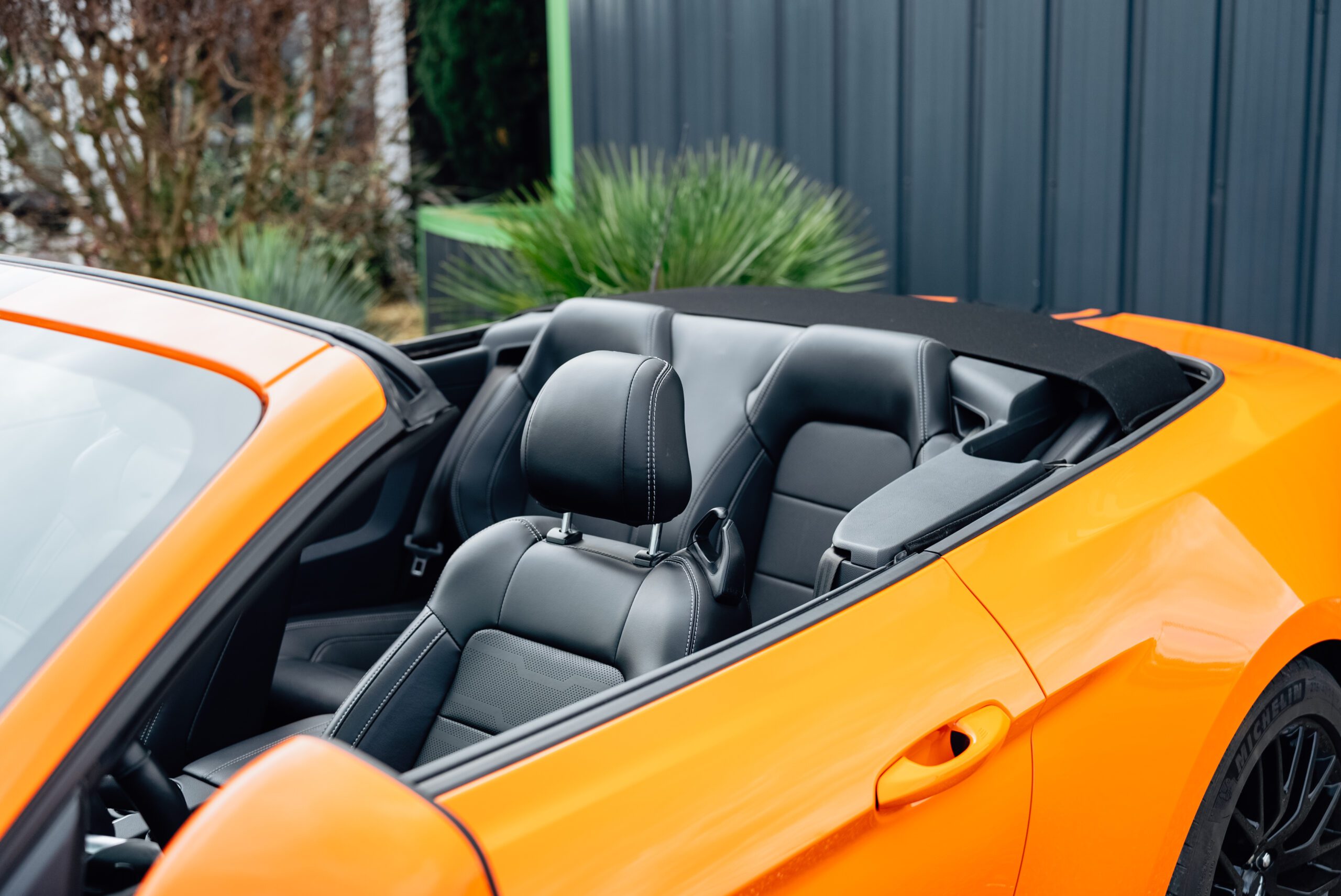 Photo Ford Mustang Cabriolet 5.0 v8 GT 450 CH BVA10 Twister Orange