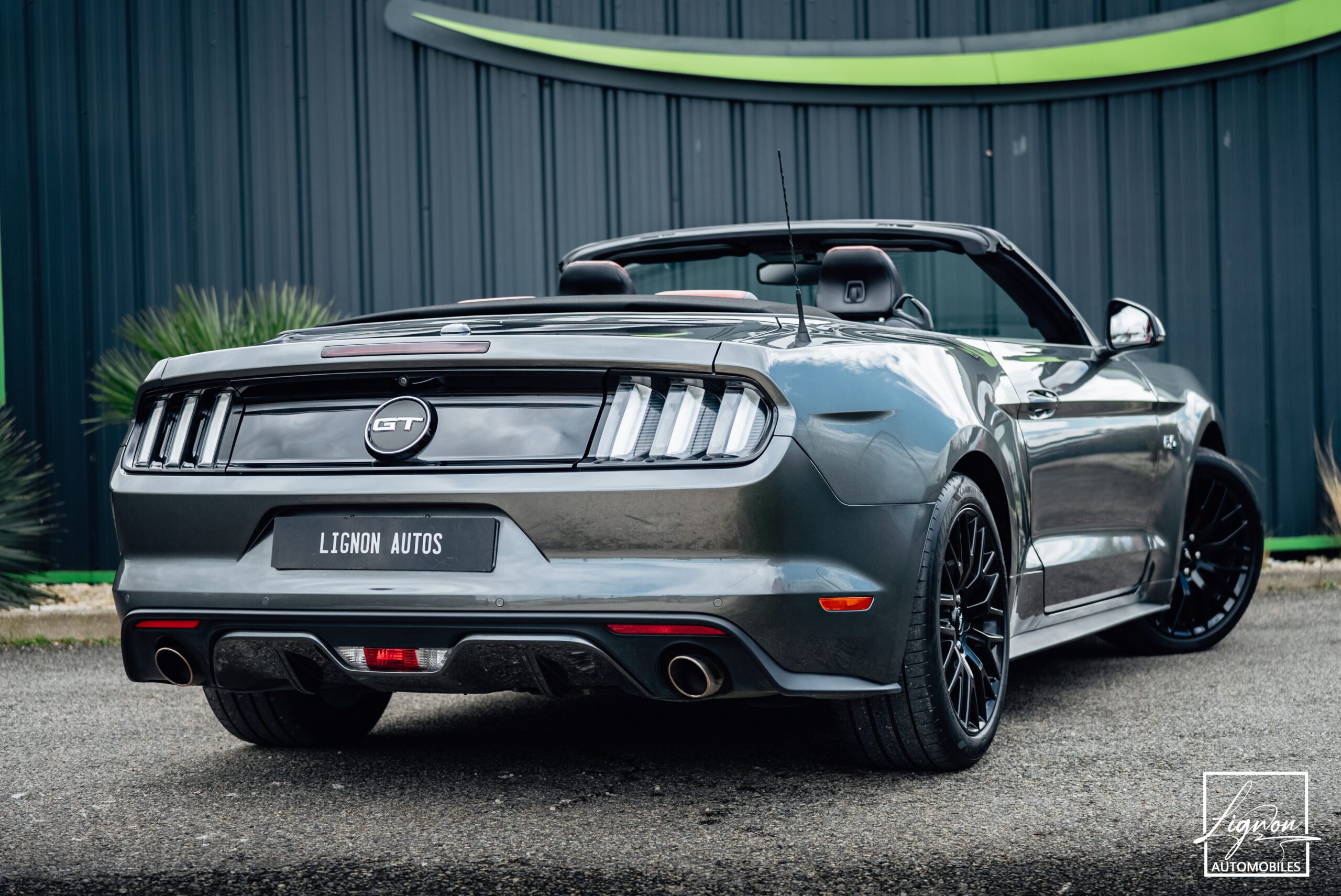Photo Ford Mustang 5.0 v8 GT Cabriolet 421 ch Boite Automatique - 1er main