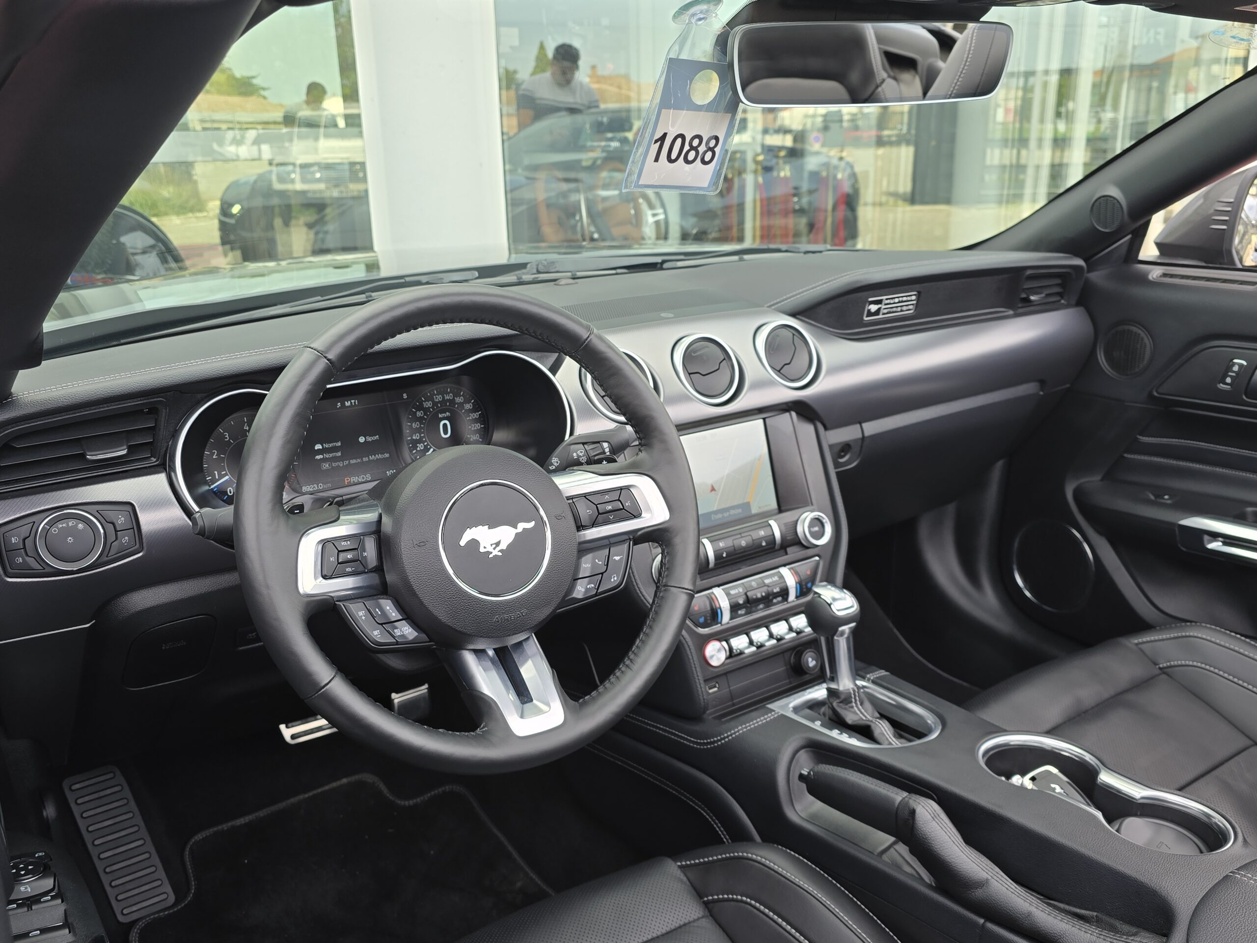 Photo Ford Mustang Cabriolet Gt 5.0l V8 450 Bva10 Premium 12/2020 "55th Years" - Immat France - Pas de malus