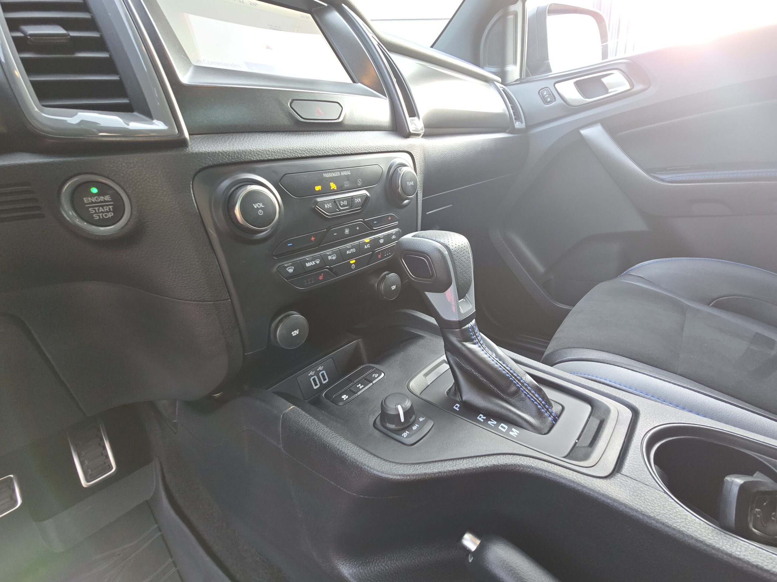 Photo Ford Ranger Raptor Double Cabine 2.0 TDCi 213 EcoBlue BVA10 + Webastoo