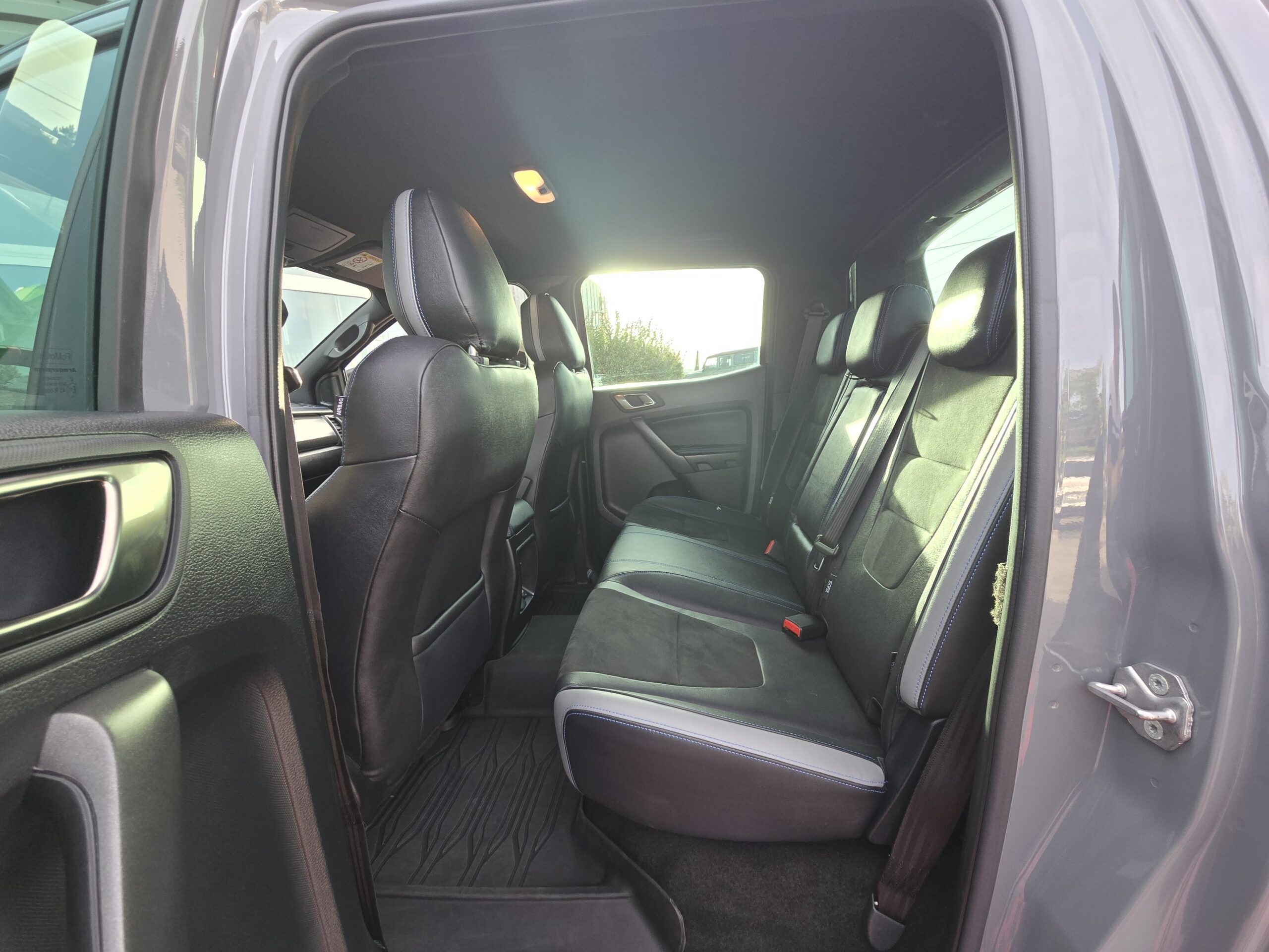 Photo Ford Ranger Raptor Double Cabine 2.0 TDCi 213 EcoBlue BVA10 + Webastoo