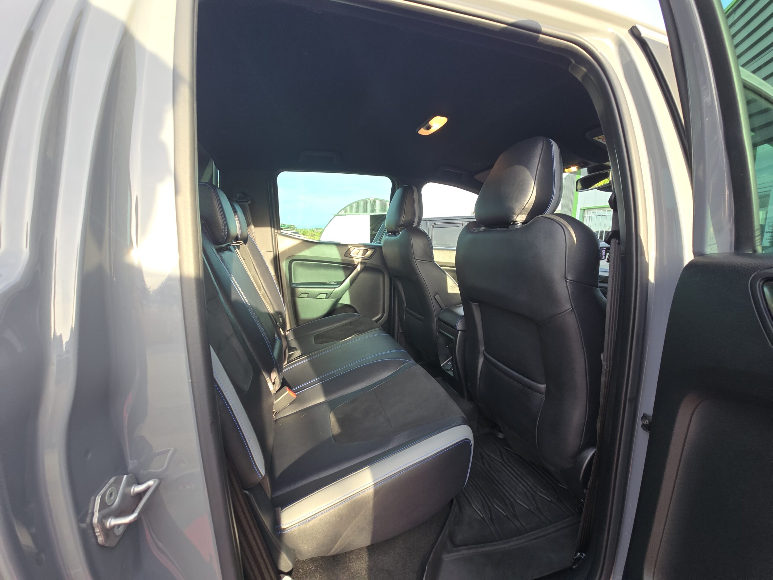Photo Ford Ranger Raptor Double Cabine 2.0 TDCi 213 EcoBlue BVA10 + Webastoo