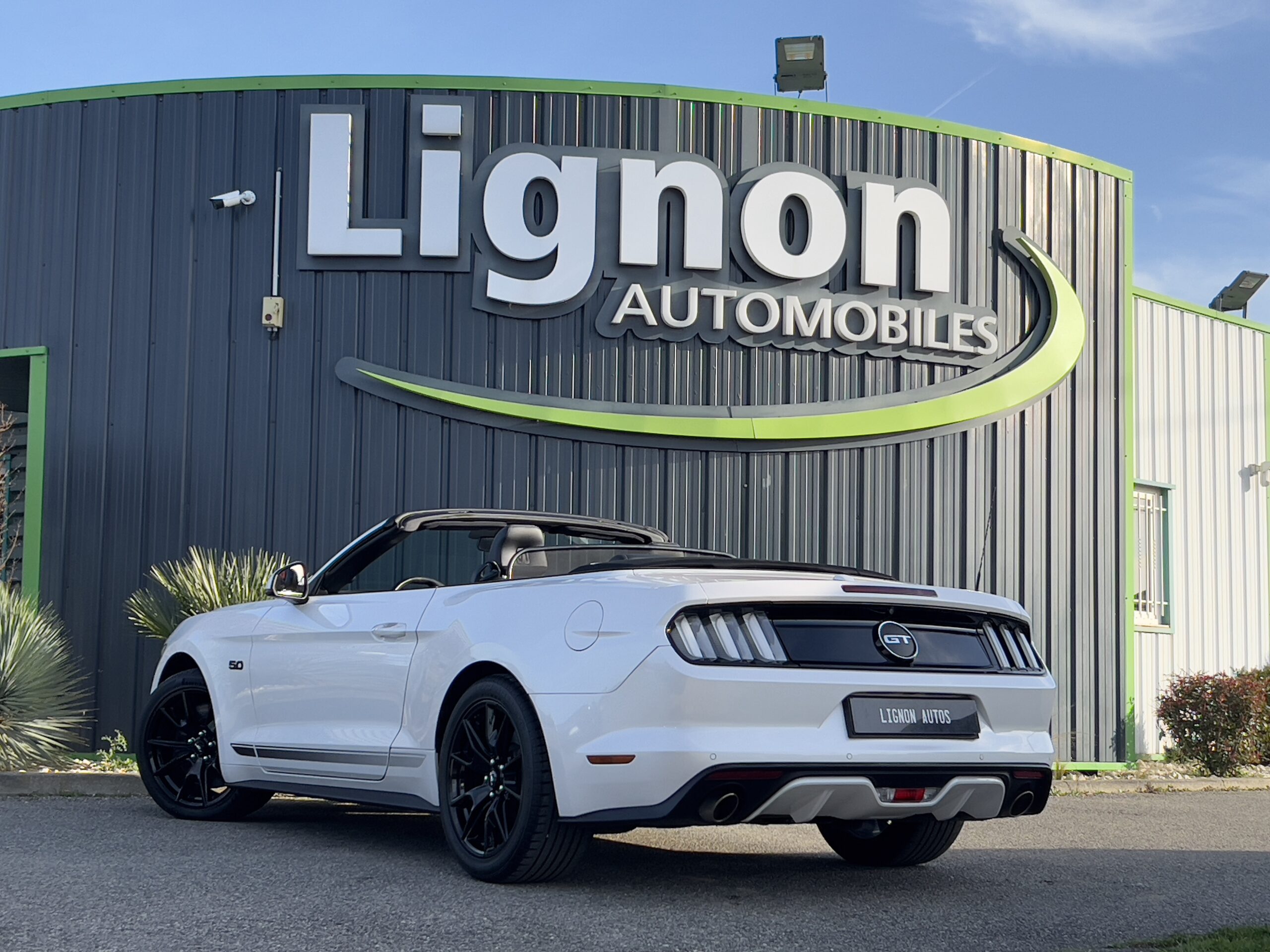Photo Ford Mustang GT Cabriolet v8 5.0 421 ch "Black Shadow"