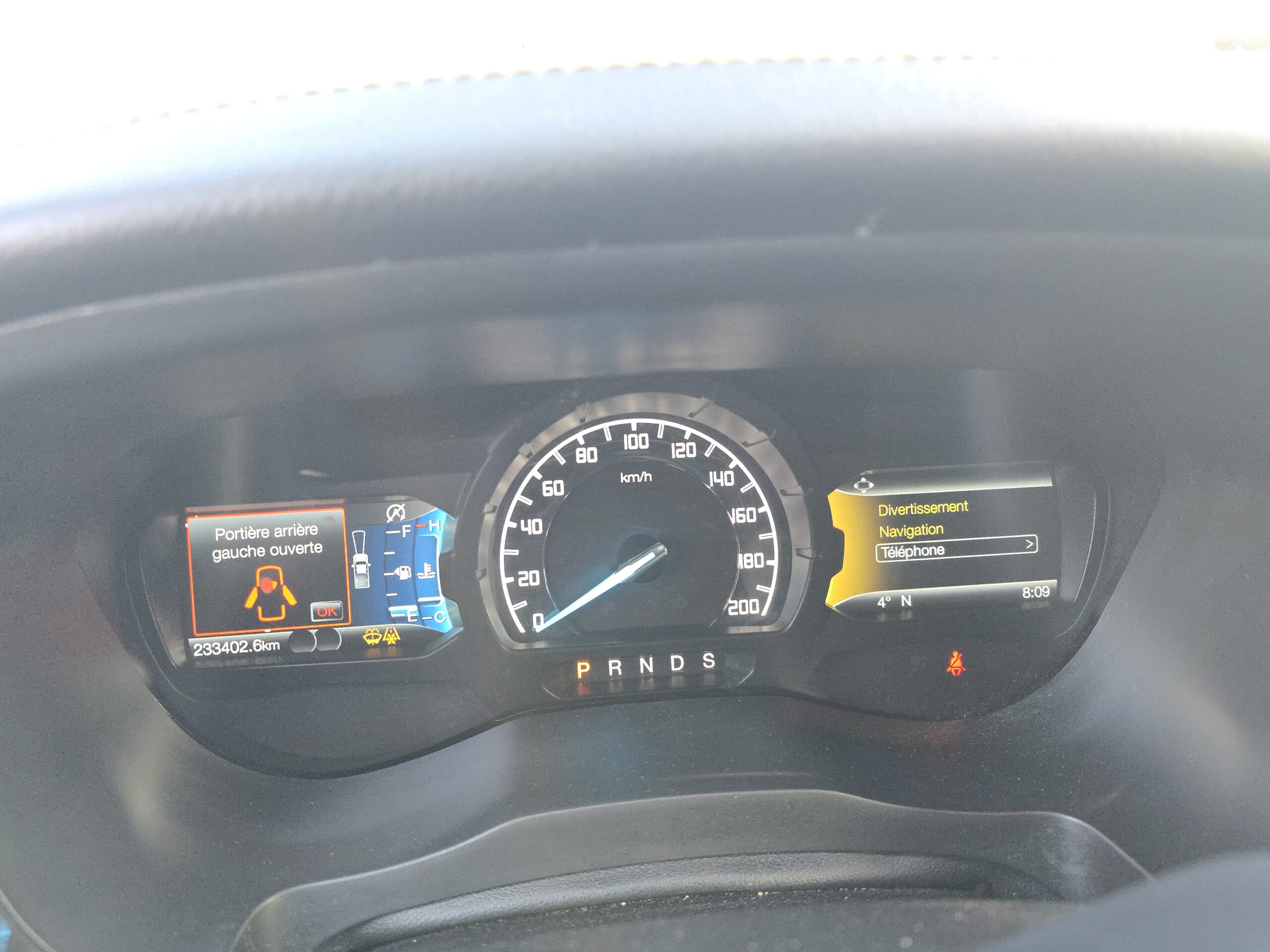 Photo Ford Ranger Wildtrak Super Cabine 2.0 Bi-turbo 213 CH TVA RECUPERABLE