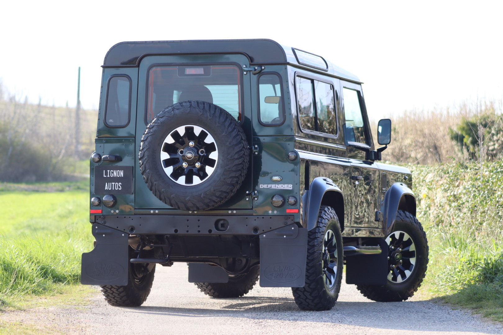 Photo Land Rover Defender 90 2.2 4 places "Aintree Green"