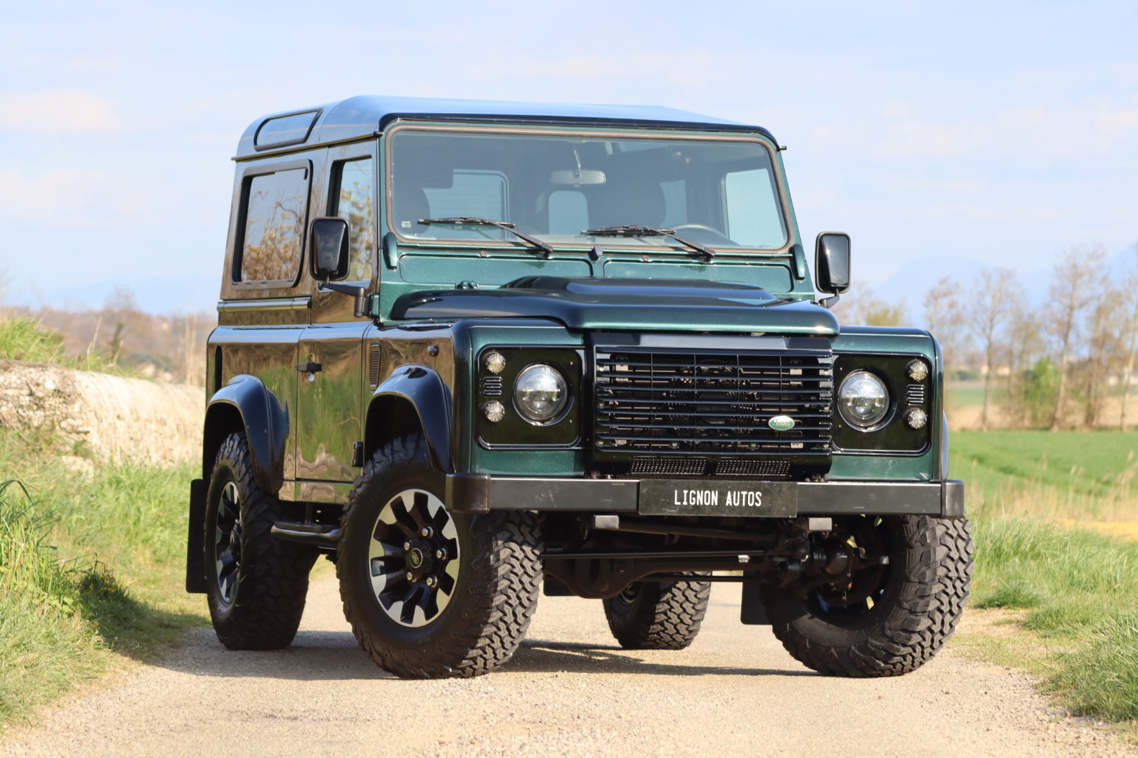 Photo Land Rover Defender 90 2.2 4 places "Aintree Green"