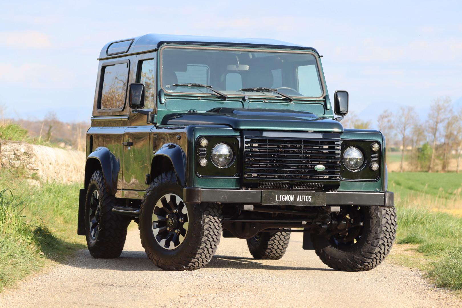 Photo Land Rover Defender 90 2.2 4 places "Aintree Green"