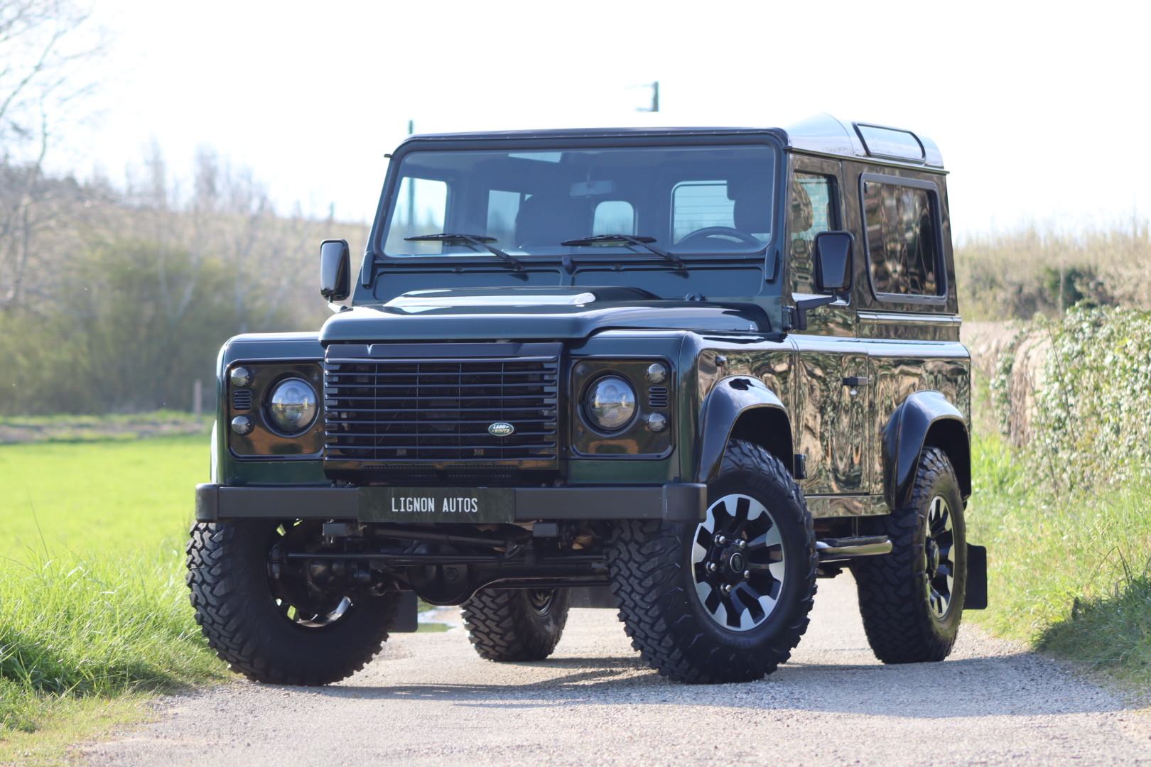 Photo Land Rover Defender 90 2.2 4 places "Aintree Green"